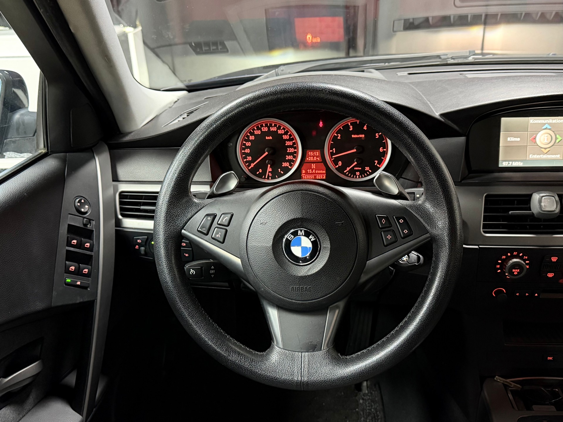 BMW 530i - SMG-image-10