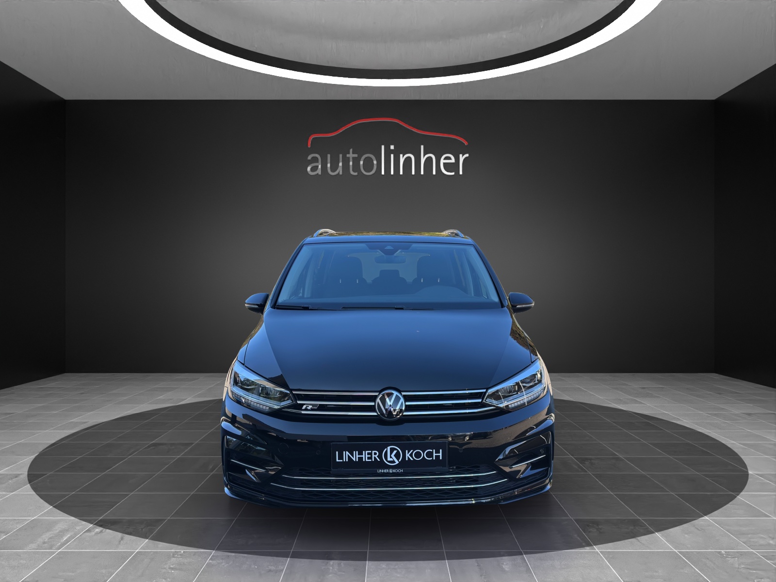 VW Touran 1.5 TSI R-Line DSG-image-6