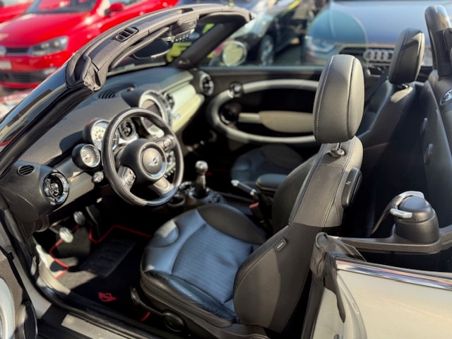 MINI Cooper S Roadster-image-3
