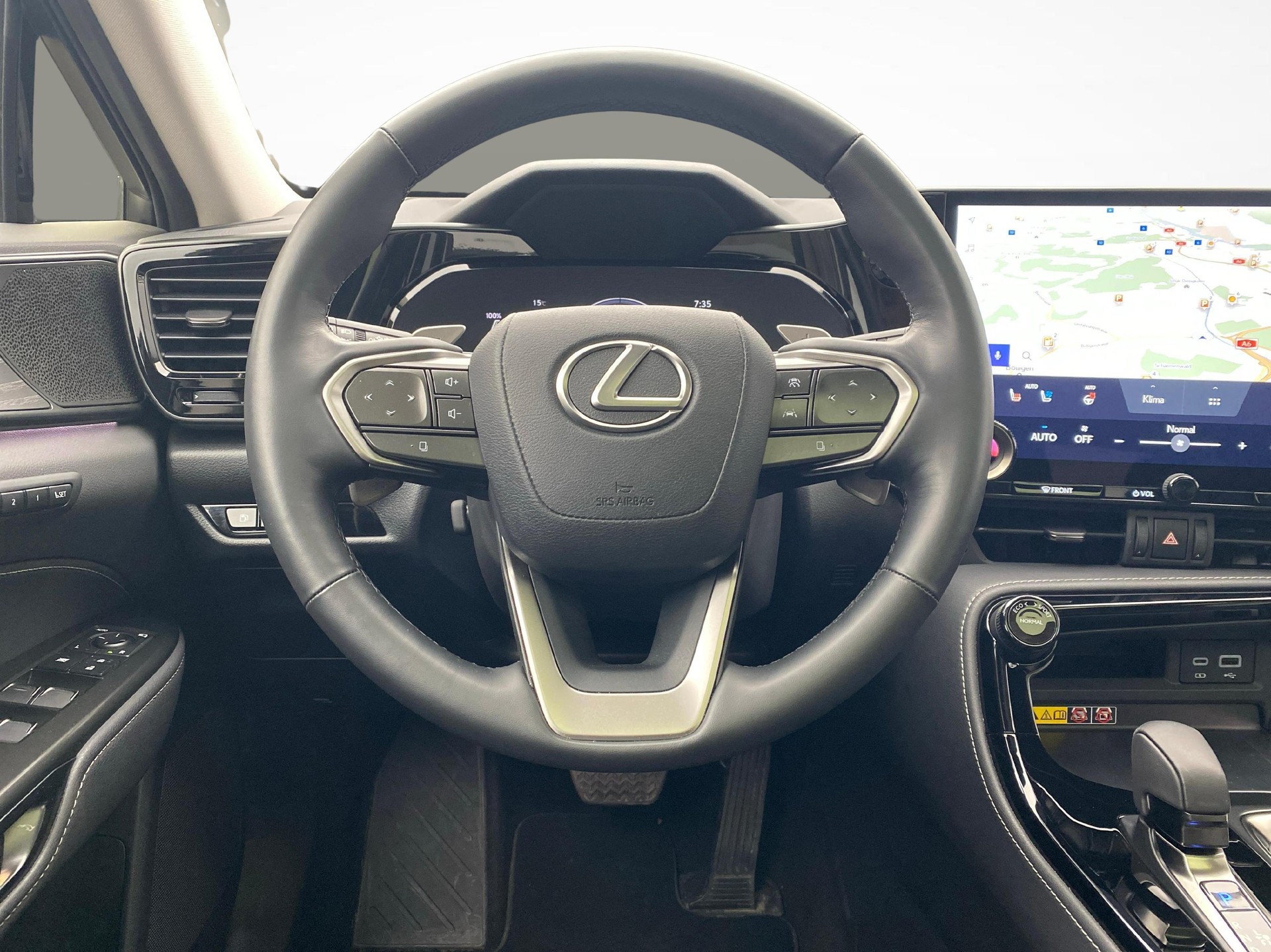 LEXUS NX 450h+ Excellence-image-10
