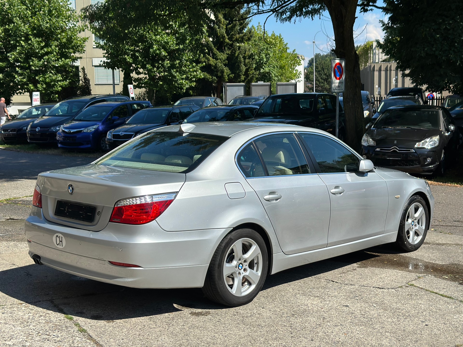 BMW 530xi Steptronic-image-2
