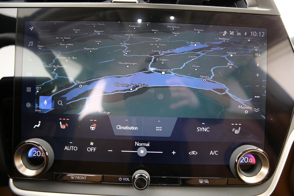 LEXUS RZ 450e Comfort-image-6