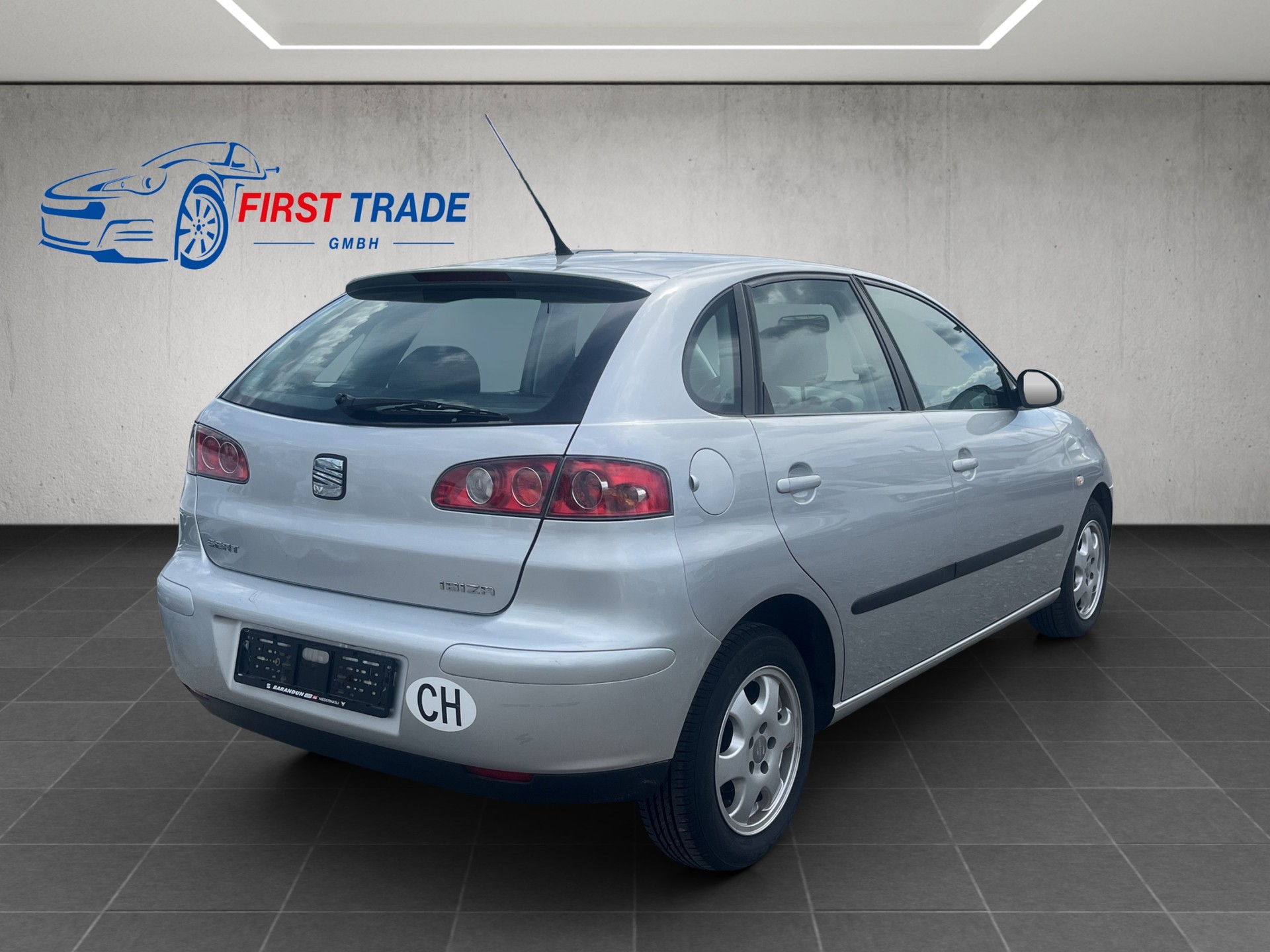 SEAT Ibiza 1.4 16V Stylance Automatic-image-4