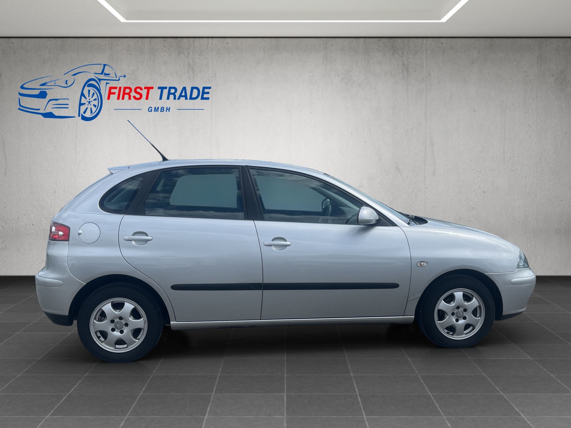 SEAT Ibiza 1.4 16V Stylance Automatic-image-3