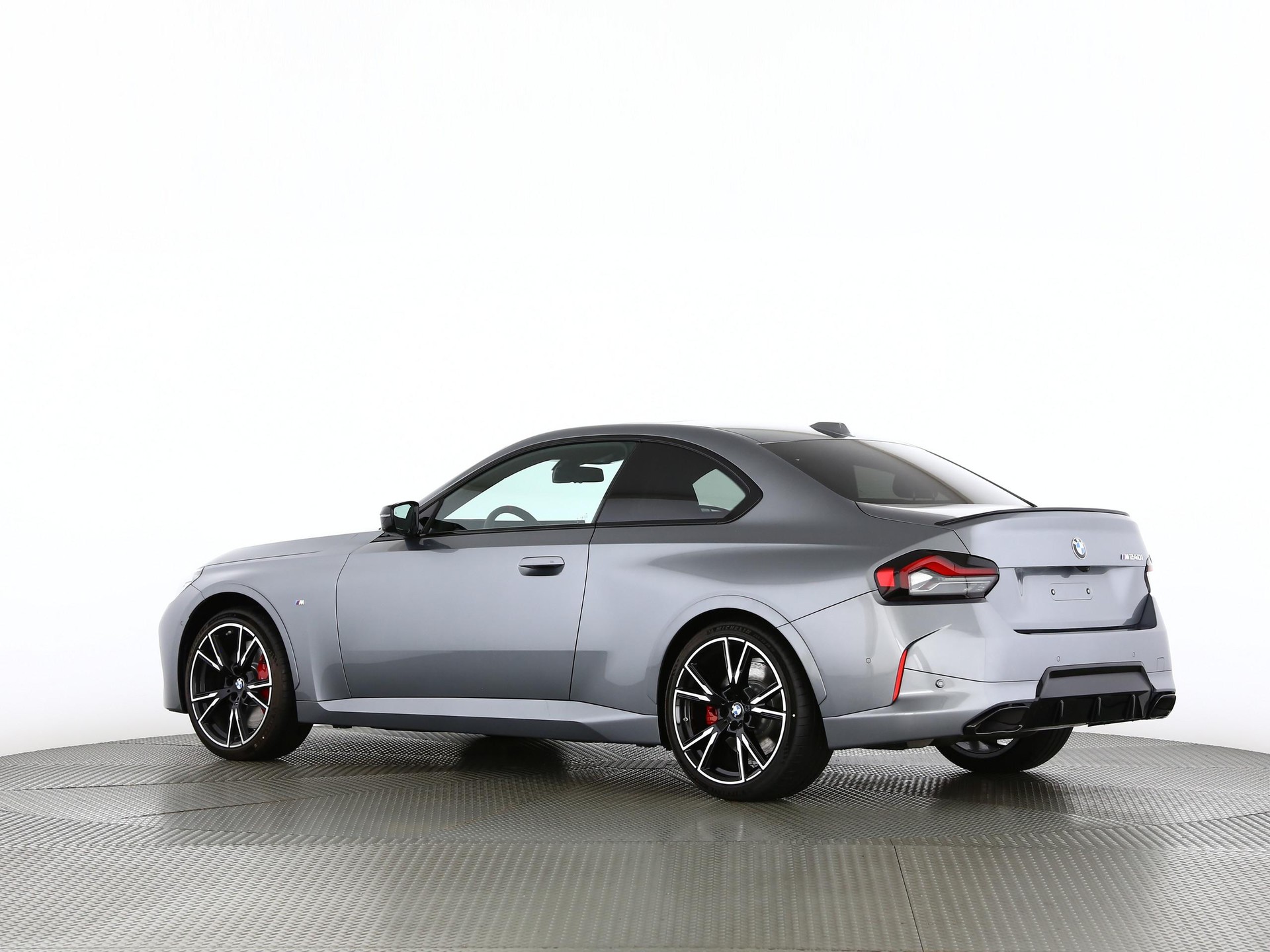 BMW M240i xDrive Coupé-image-14