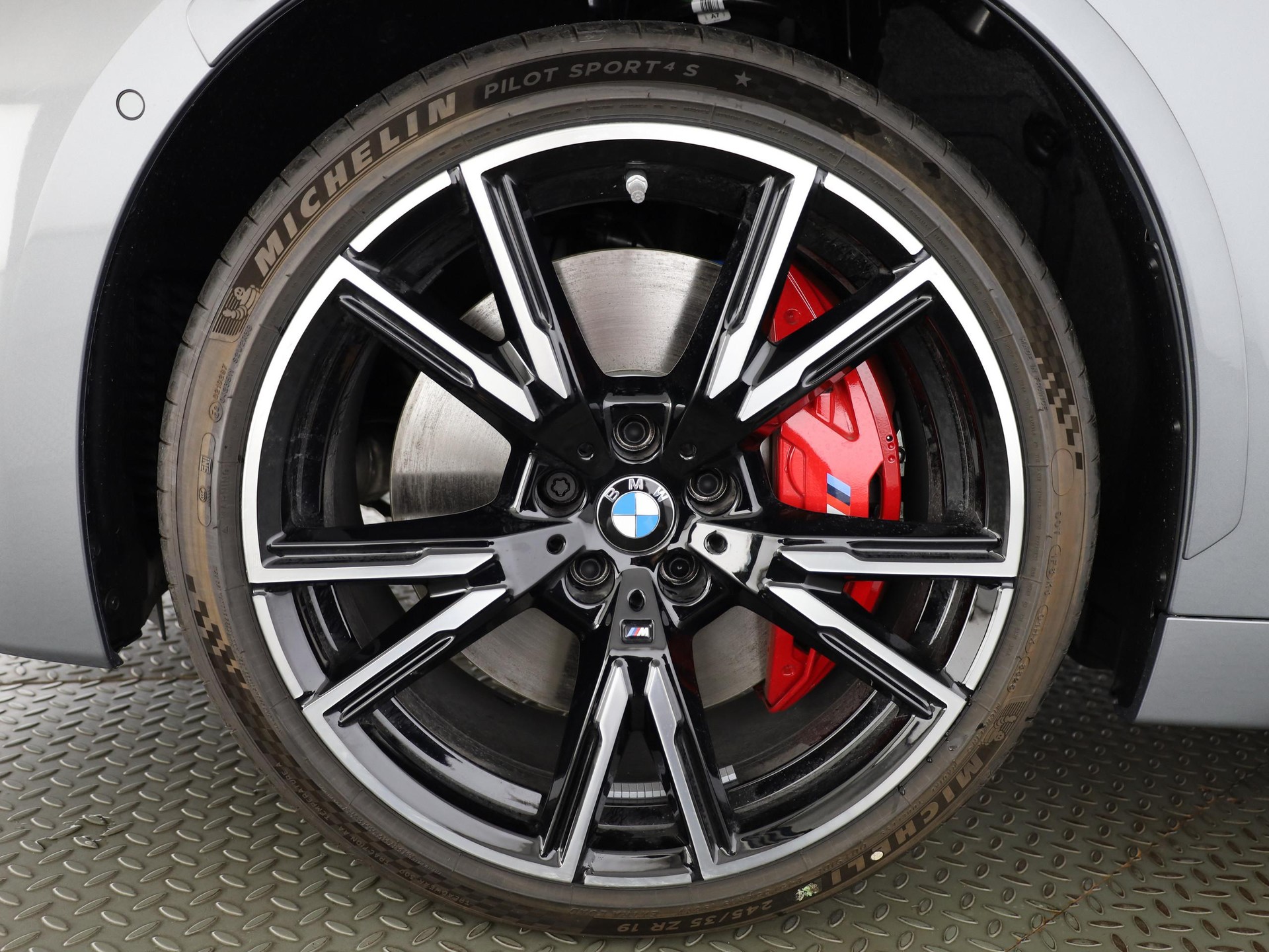 BMW M240i xDrive Coupé-image-3