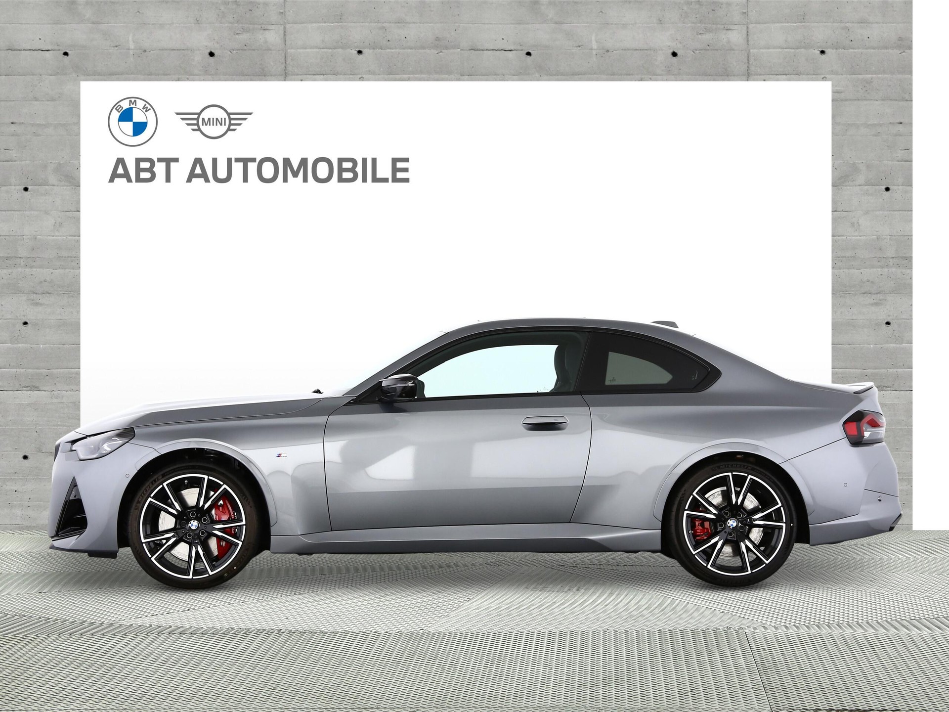 BMW M240i xDrive Coupé-image-1