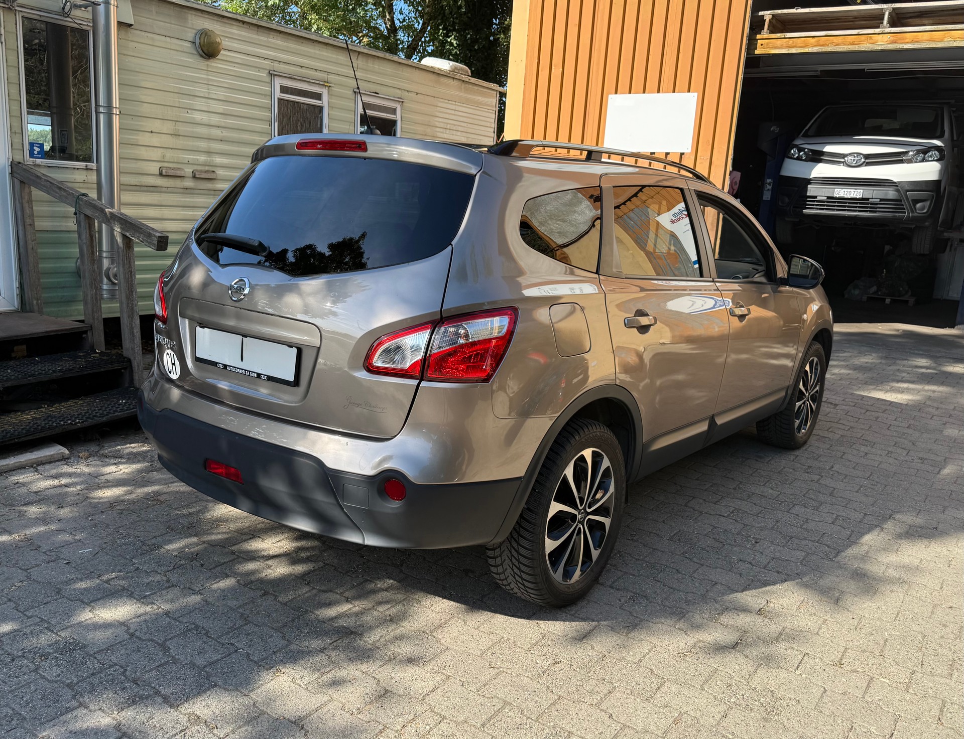 NISSAN Qashqai +2 1.6 dCi iStop 360-image-3