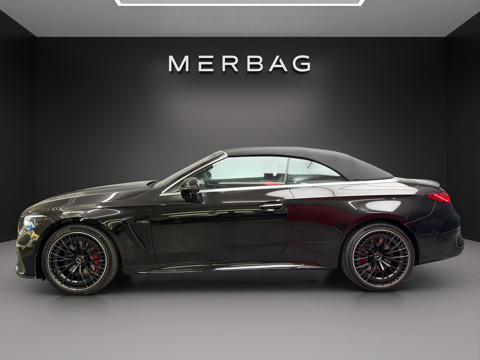MERCEDES-BENZ AMG CLE 53 4MATIC+ Cabriolet-image-6