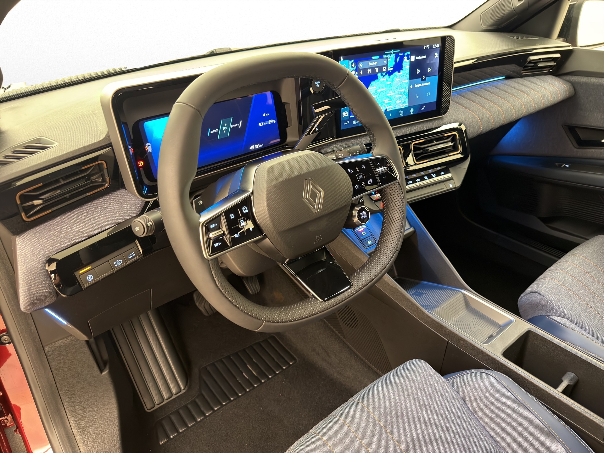 RENAULT R4 E-Tech Comfort Range techno-image-13