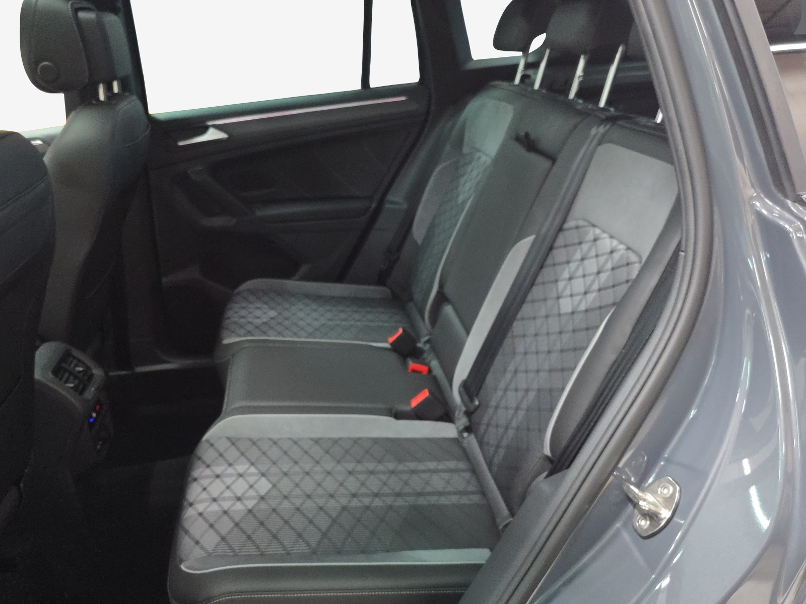 VW Tiguan 1.5TSI Evo R-Line DSG-image-11