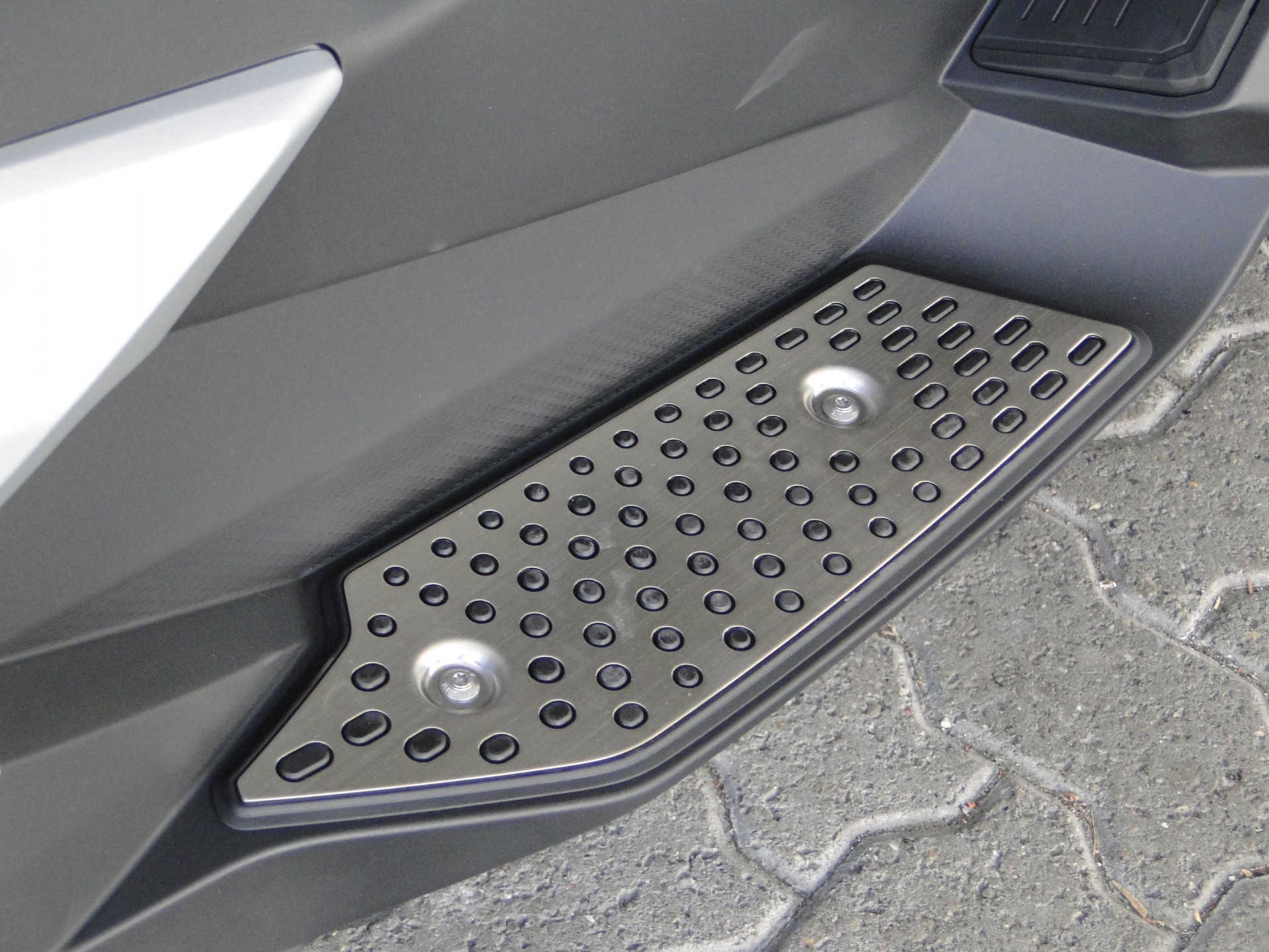 BMW C 400 X Rugged-image-6
