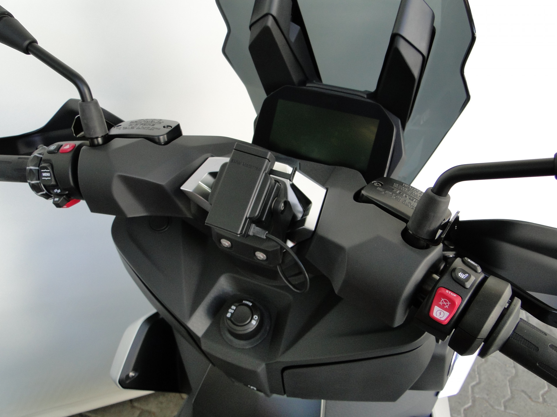 BMW C 400 X Rugged-image-7