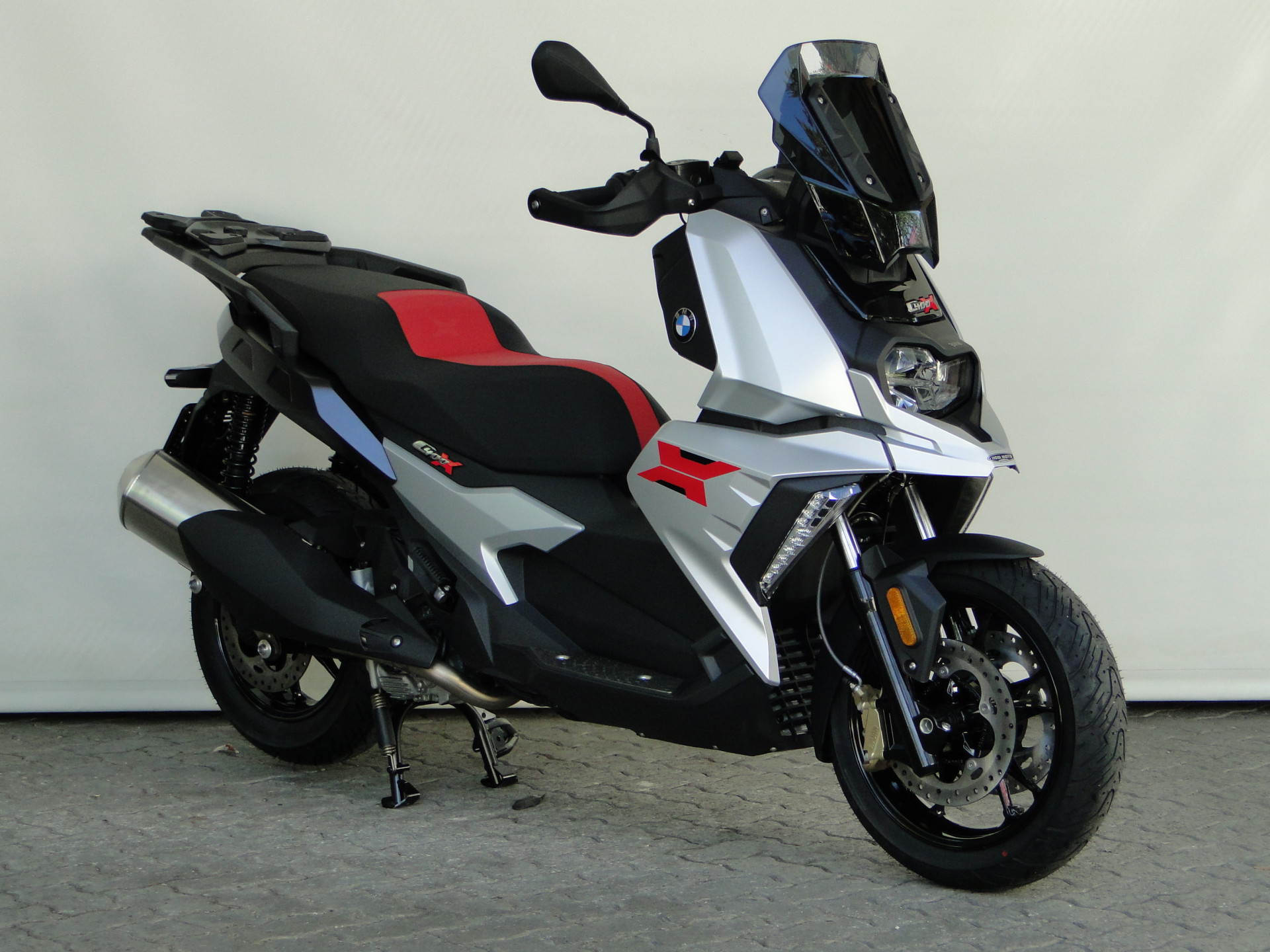 BMW C 400 X Rugged-showroom-element-1
