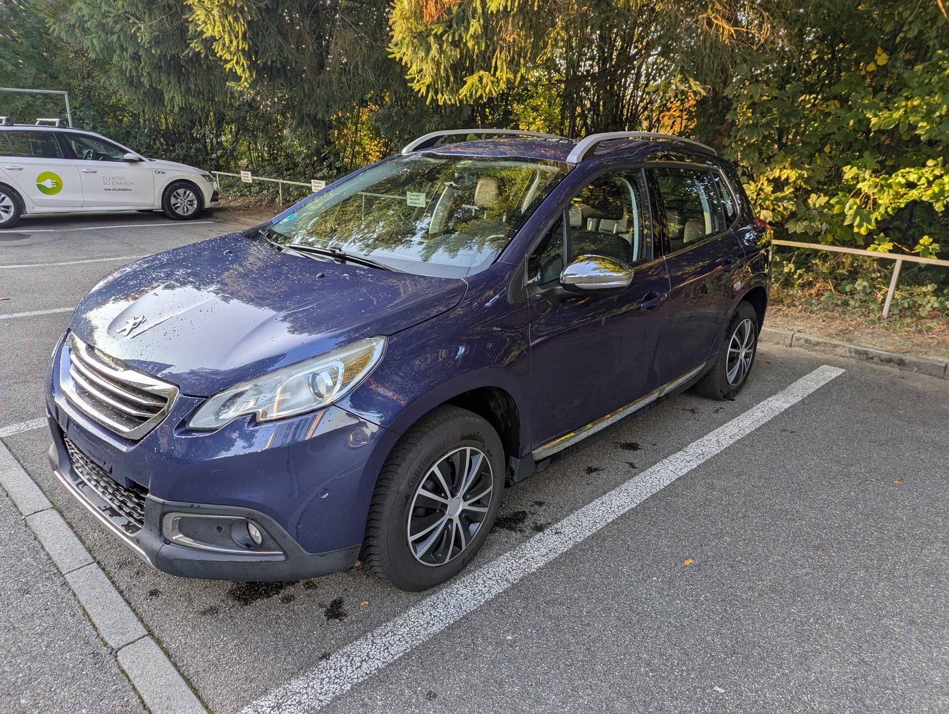 PEUGEOT 1.2 PureTech 110 Allure S/S-image-0