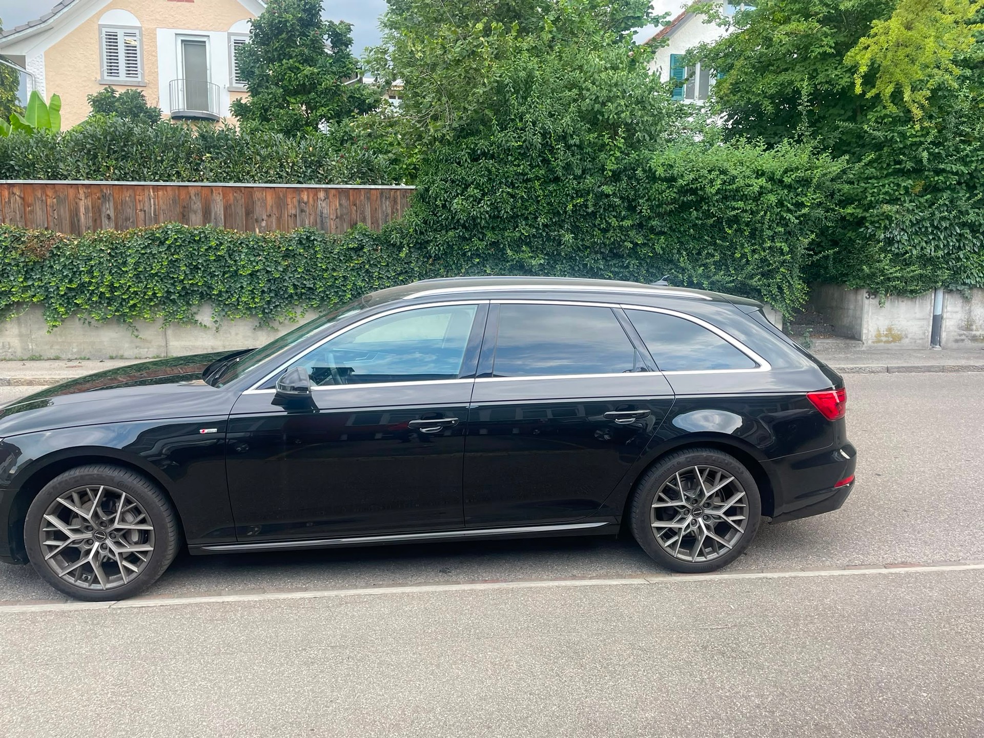 AUDI A4 Avant 2.0 TDI Sport quattro S-tronic-image-3