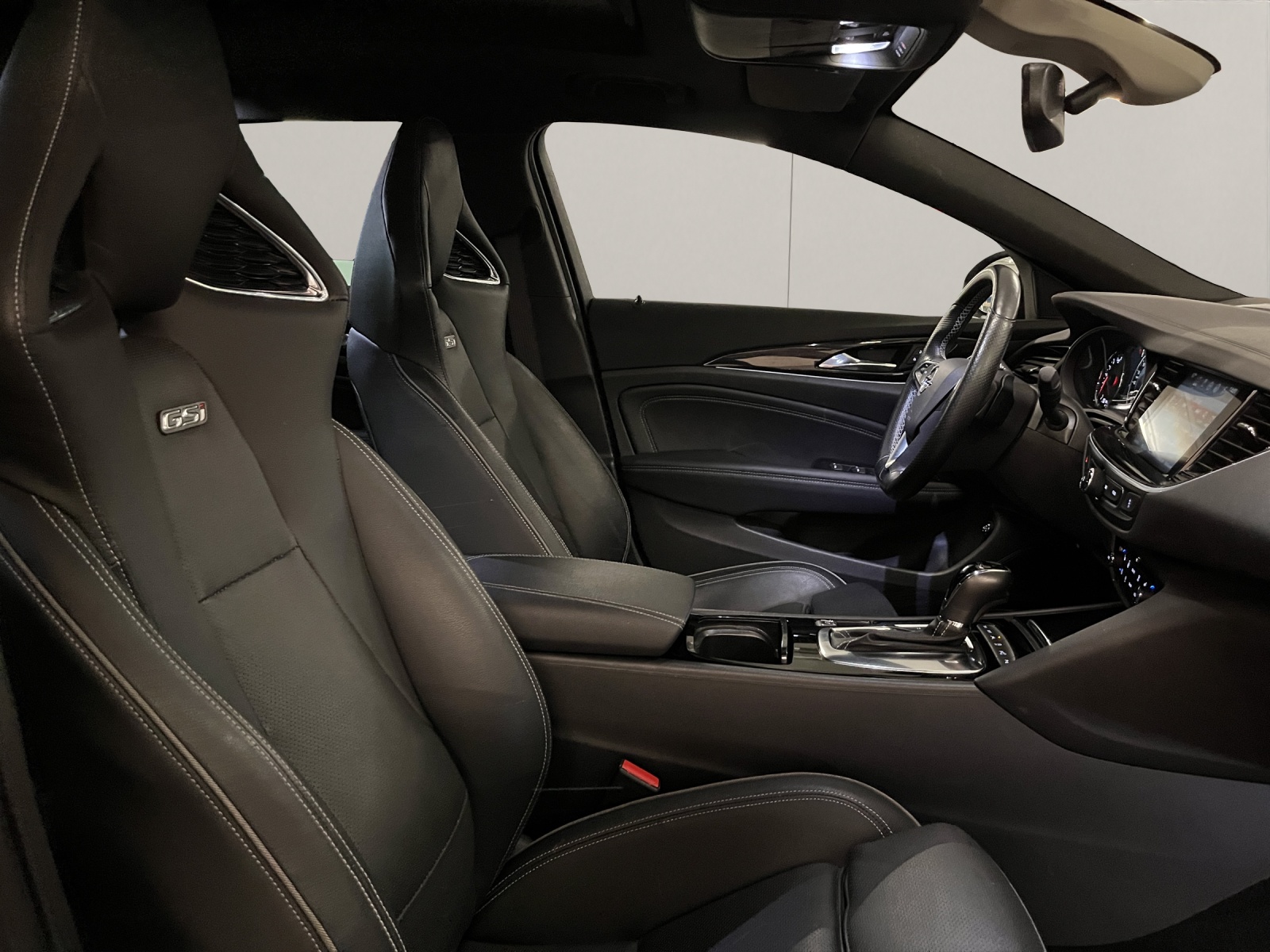 OPEL Insignia Sports Tourer 2.0 T GSi AWD-image-13
