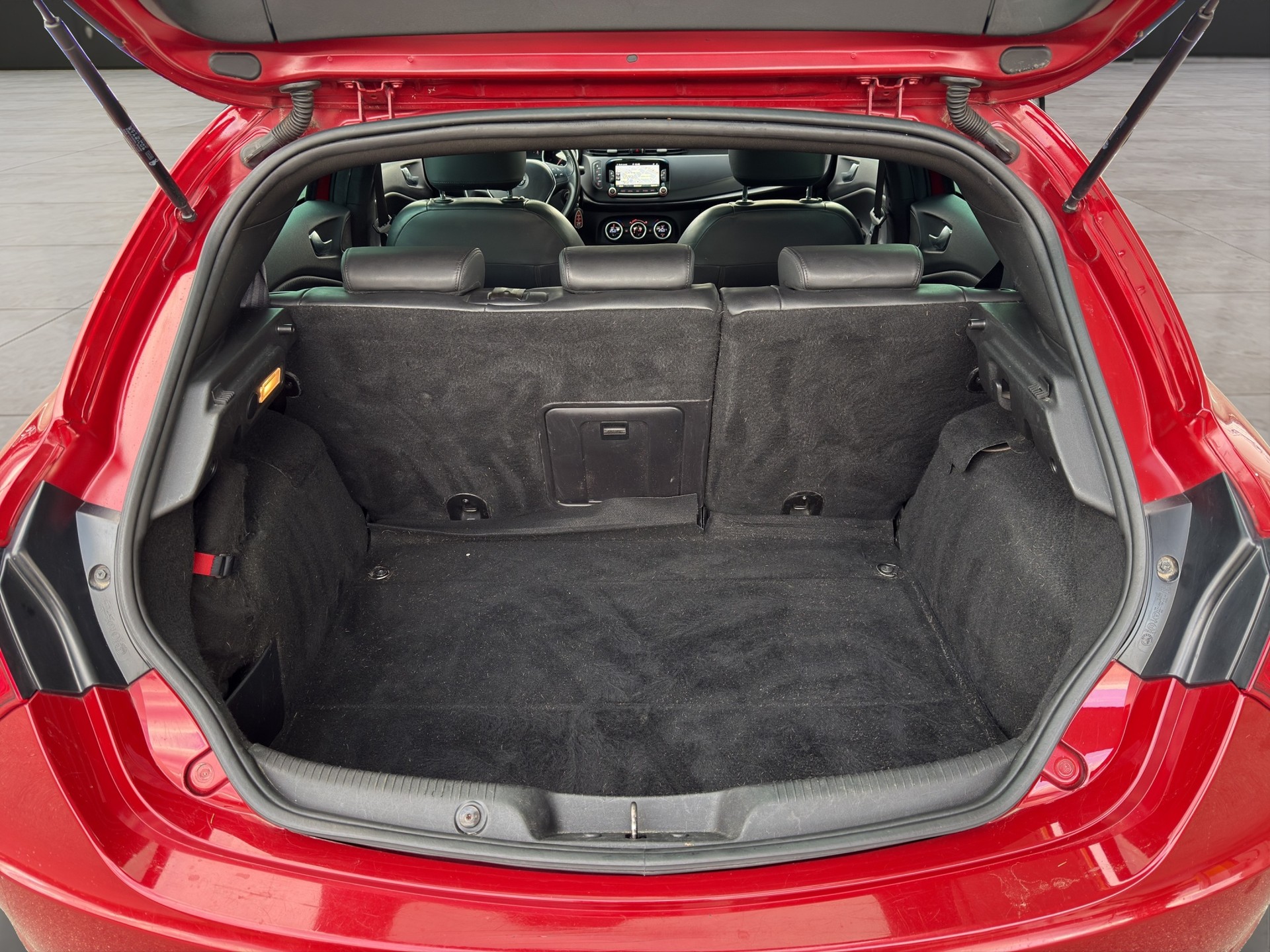 ALFA ROMEO Giulietta 2.0 JTD 170 Veloce TCT-image-14