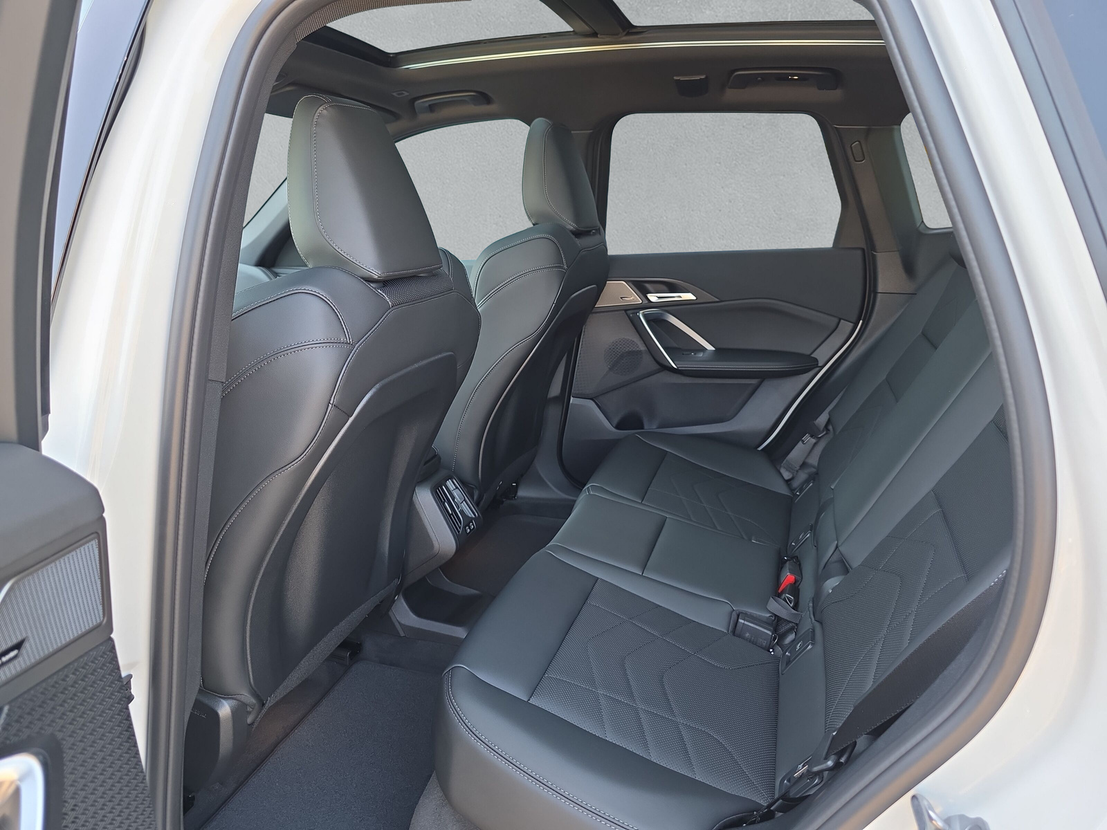 BMW X1 xDrive 30e M Sport **Action de leasing à 0.9%**-image-15