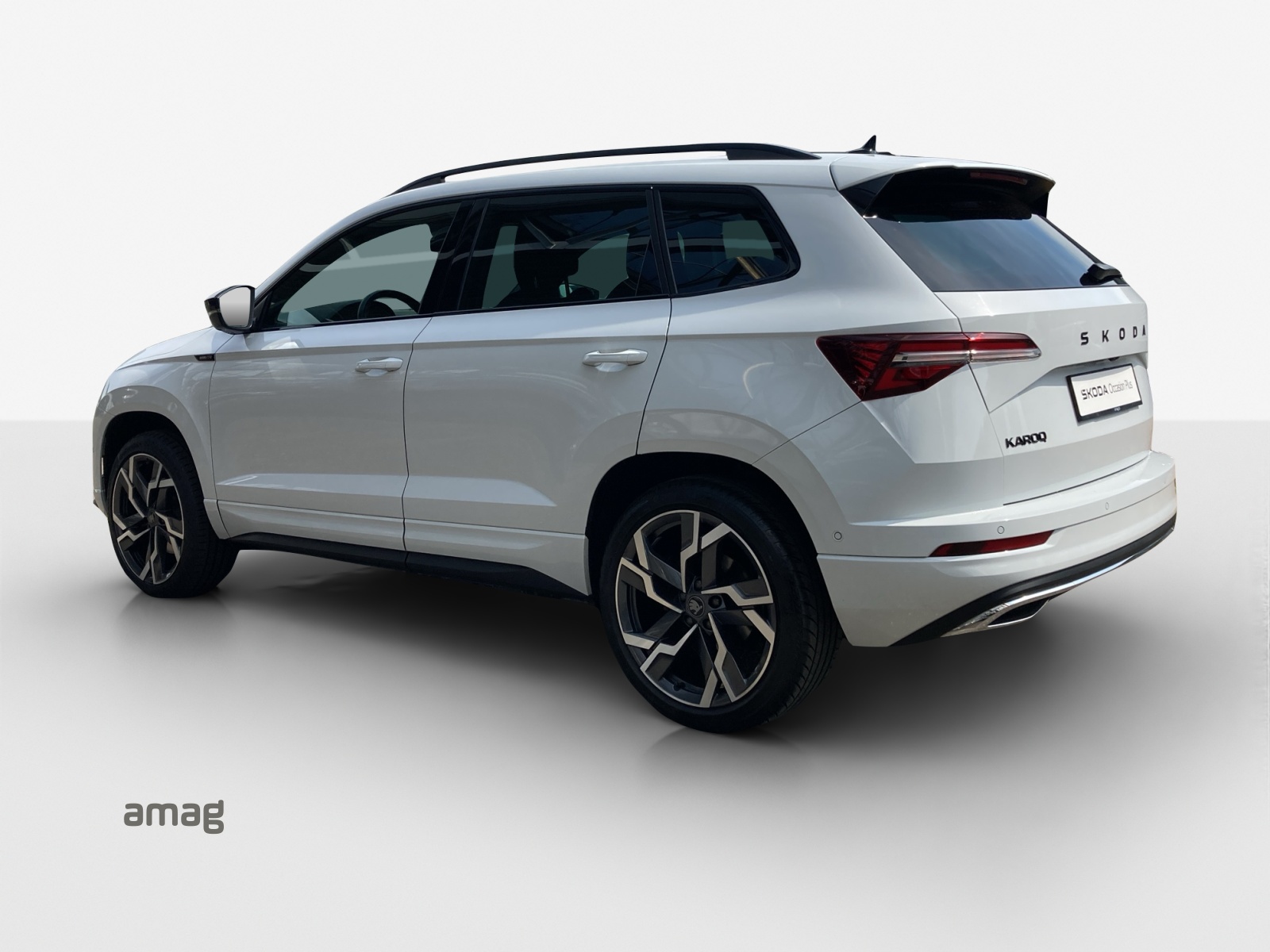 SKODA Karoq 2.0 TSI SportLine 4x4 DSG-image-2