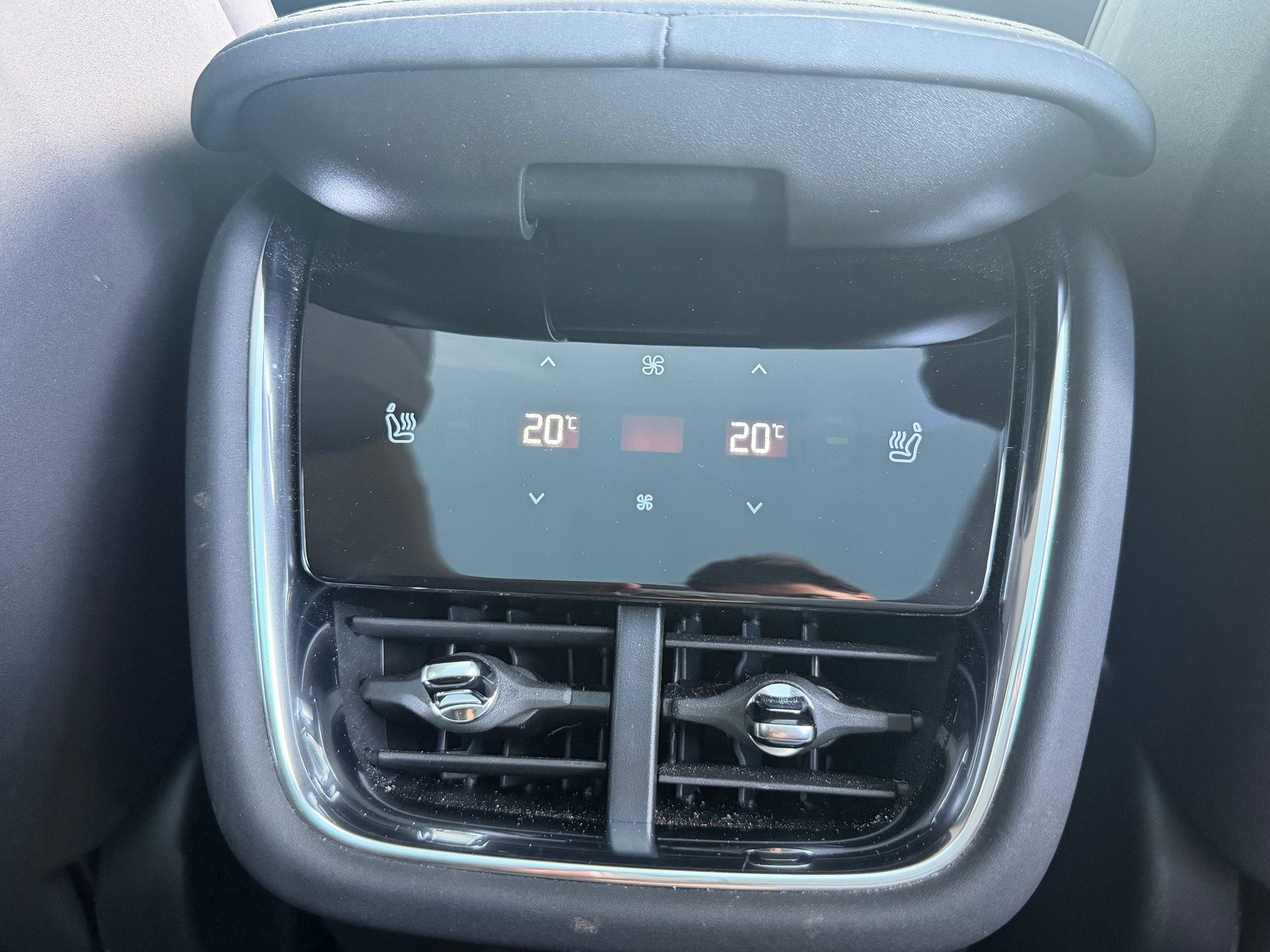 VOLVO EX90 Twin Performance Ultra AWD-image-7