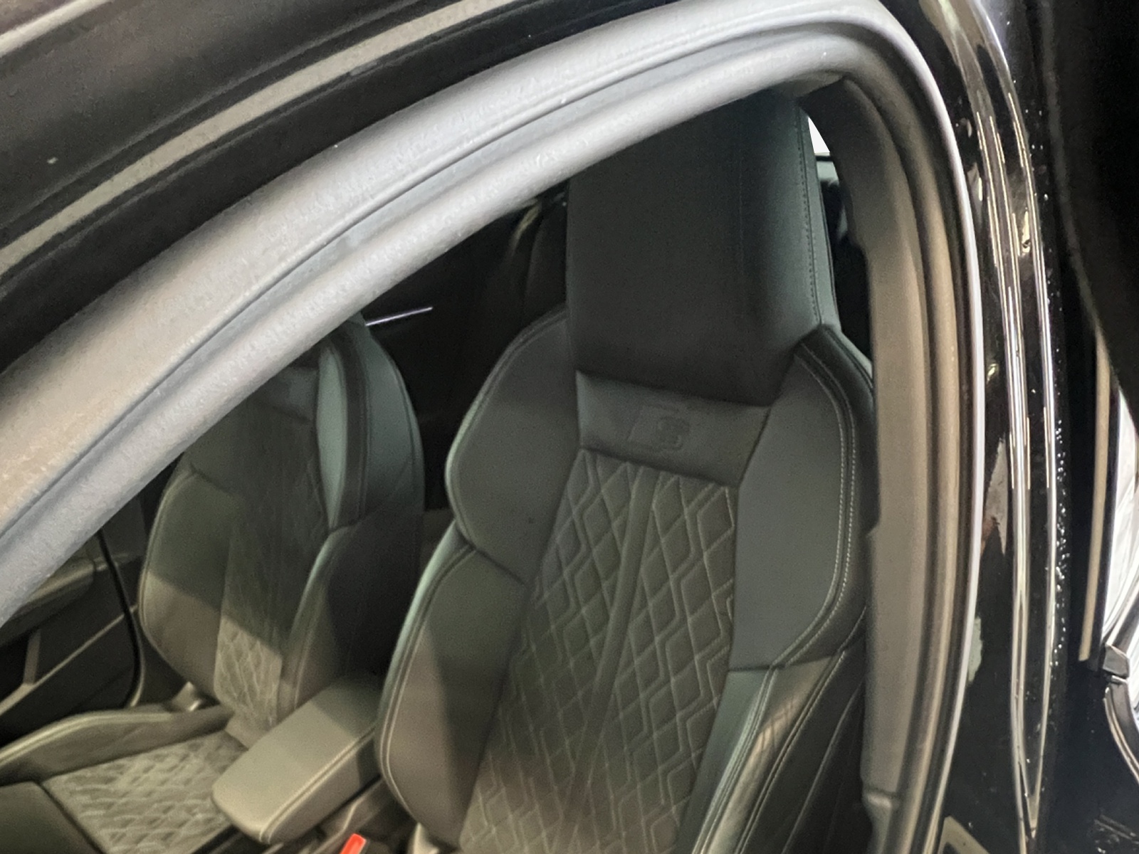 AUDI A3 Sportback 40 TFSI e S line Attraction S-tronic-image-14