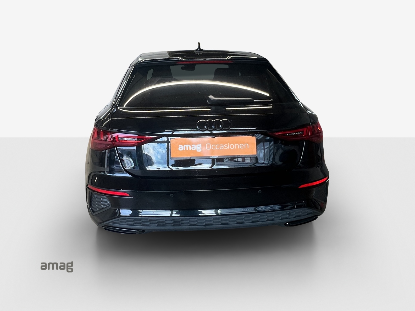 AUDI A3 Sportback 40 TFSI e S line Attraction S-tronic-showroom-element-3