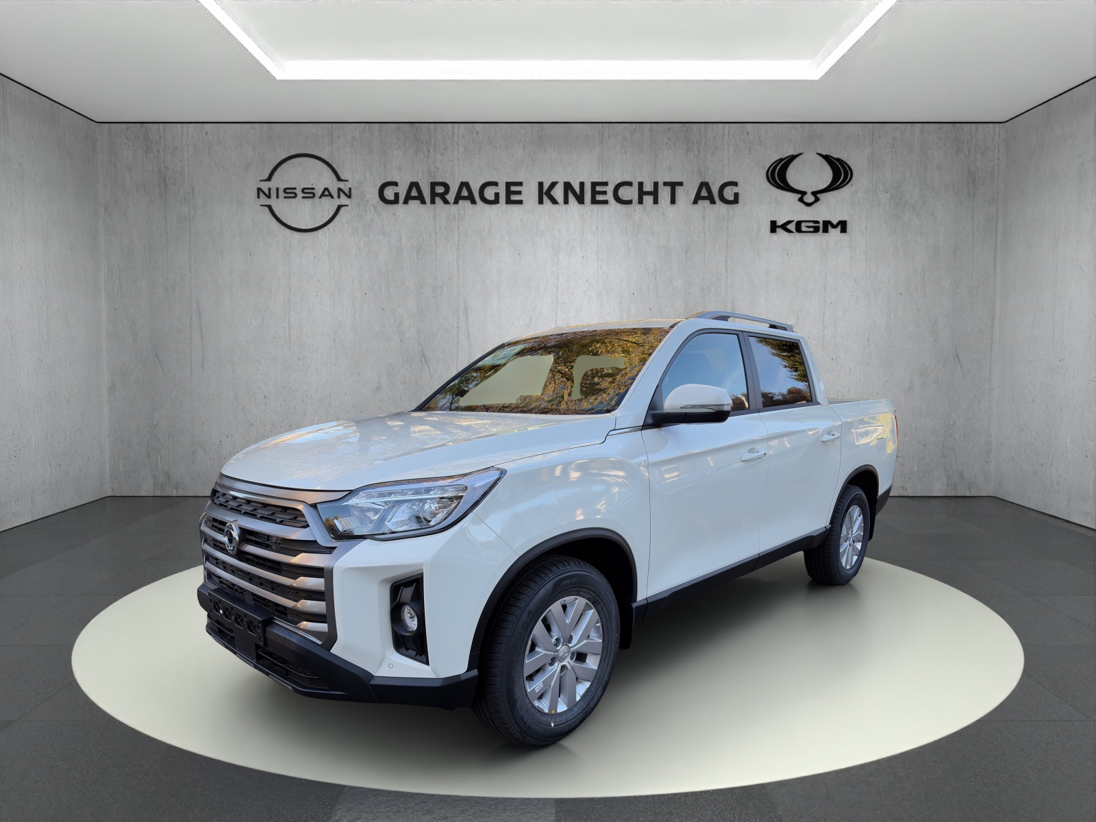 KGM-SsangYong Musso 2.2 e-XDI Platinum-showroom-element-3