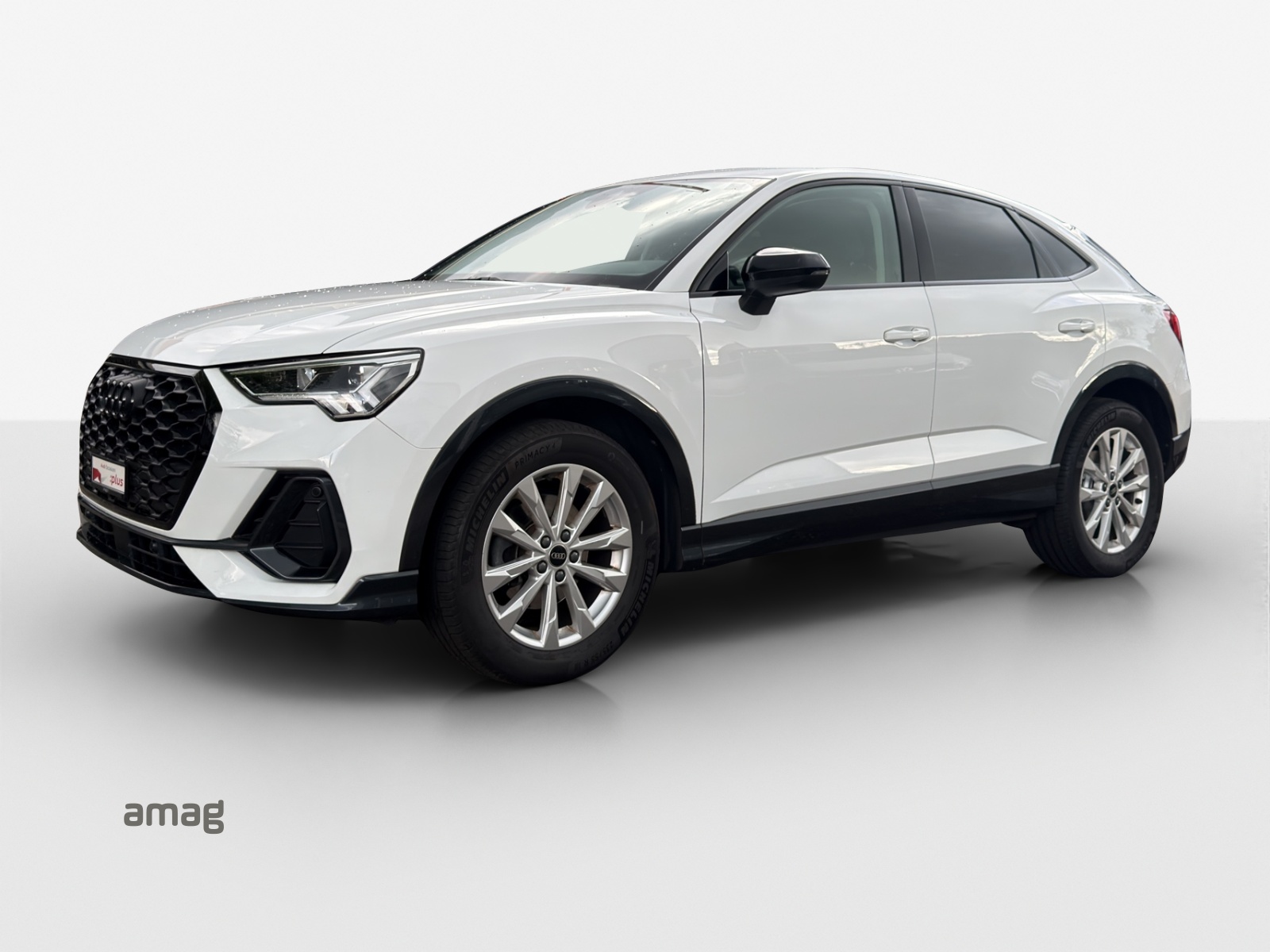 AUDI Q3 Sportback 35 TFSI Attraction S-tronic-image-0