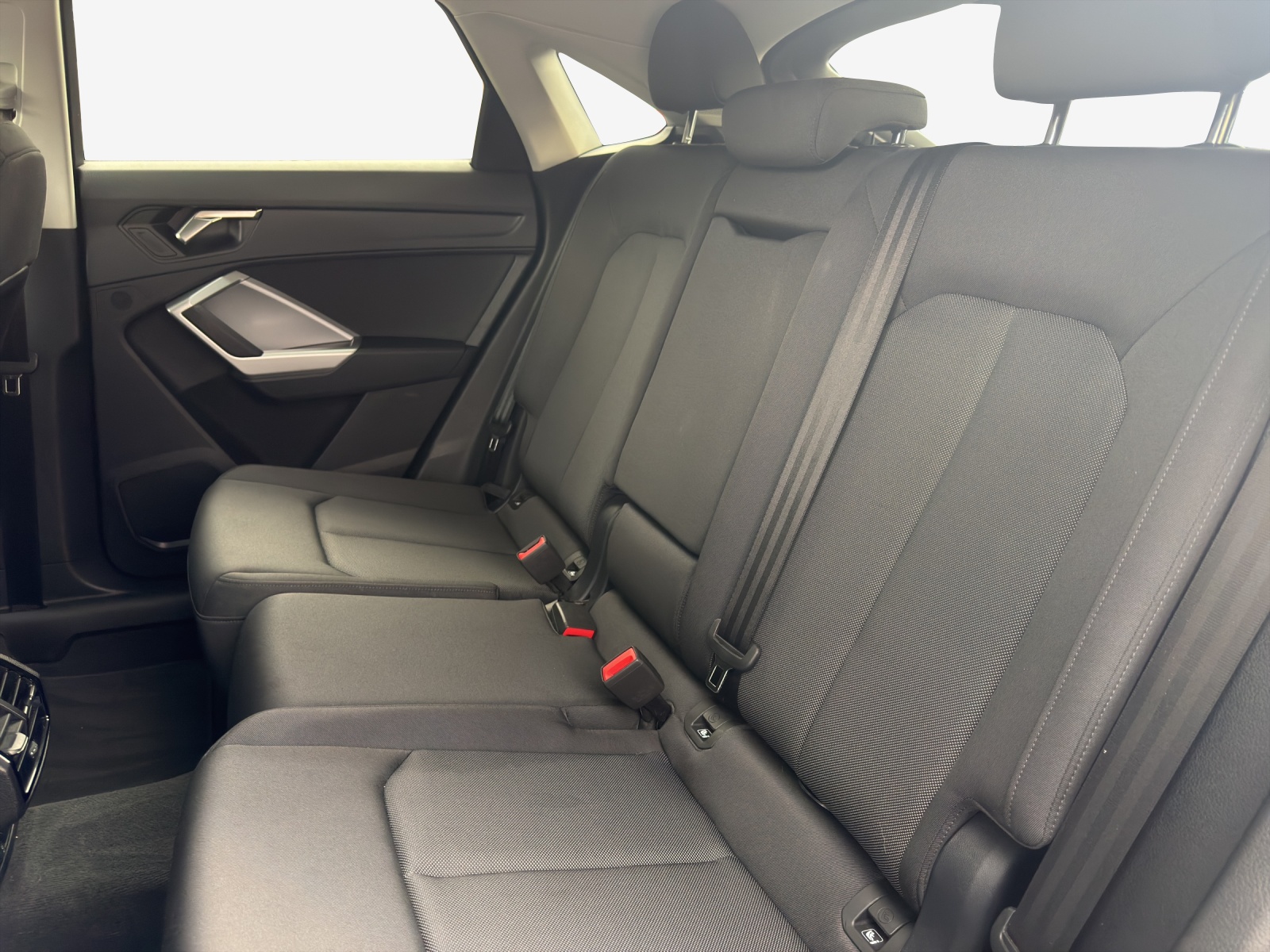 AUDI Q3 Sportback 35 TFSI Attraction S-tronic-image-11