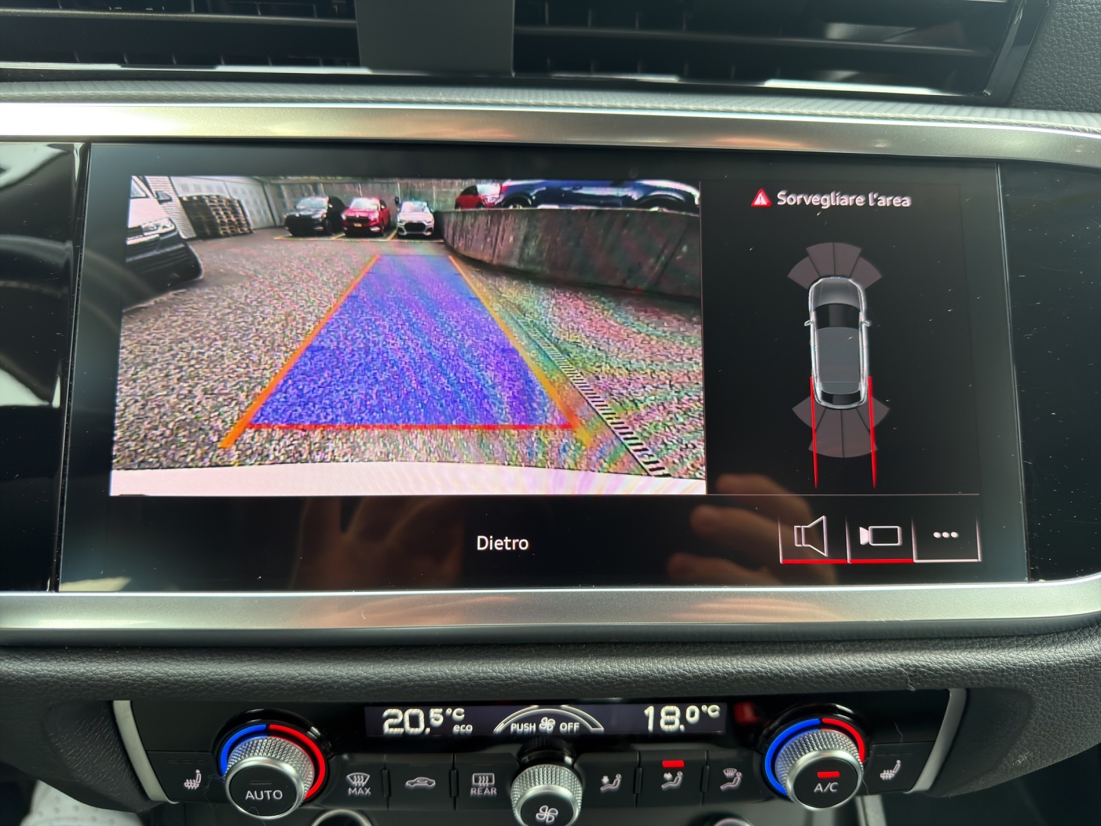 AUDI Q3 Sportback 35 TFSI Attraction S-tronic-image-13