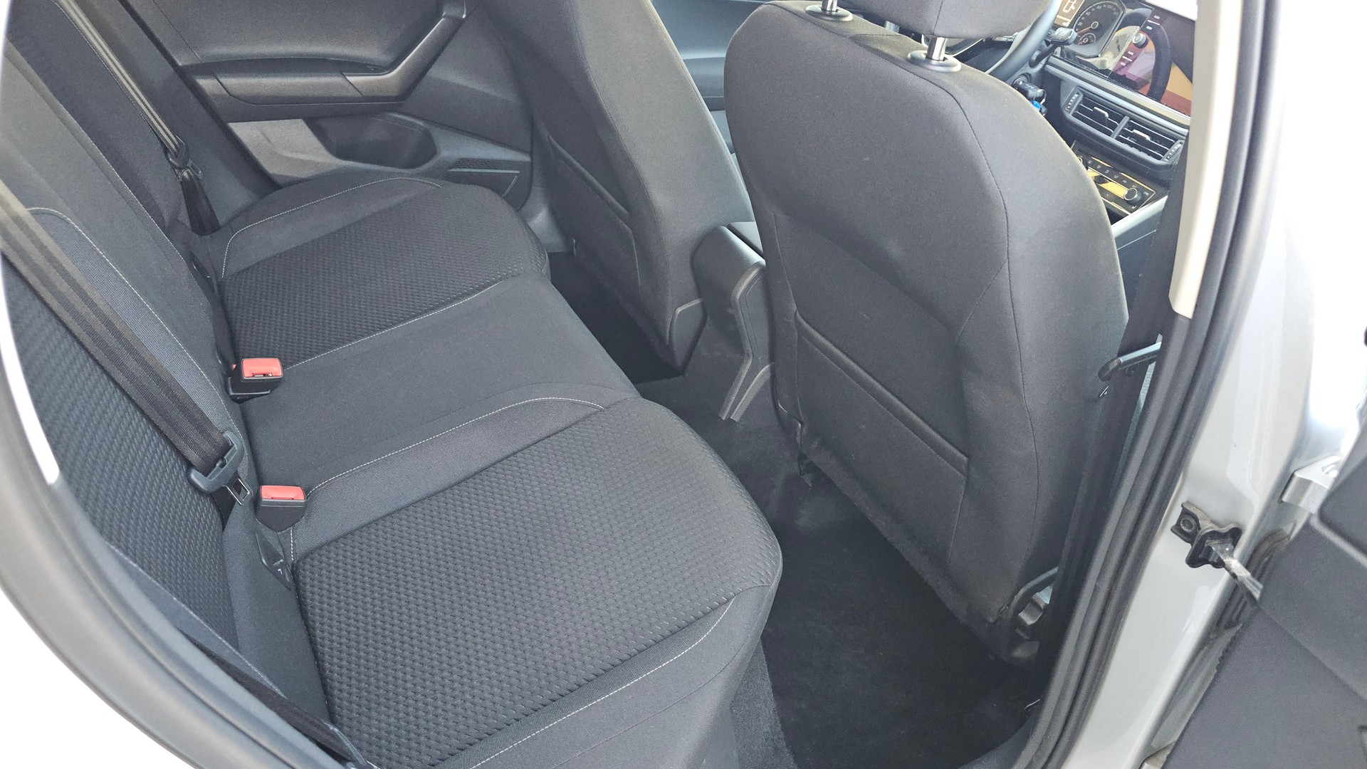 VW Polo 1.0 TSI BMT Comfortline-image-8