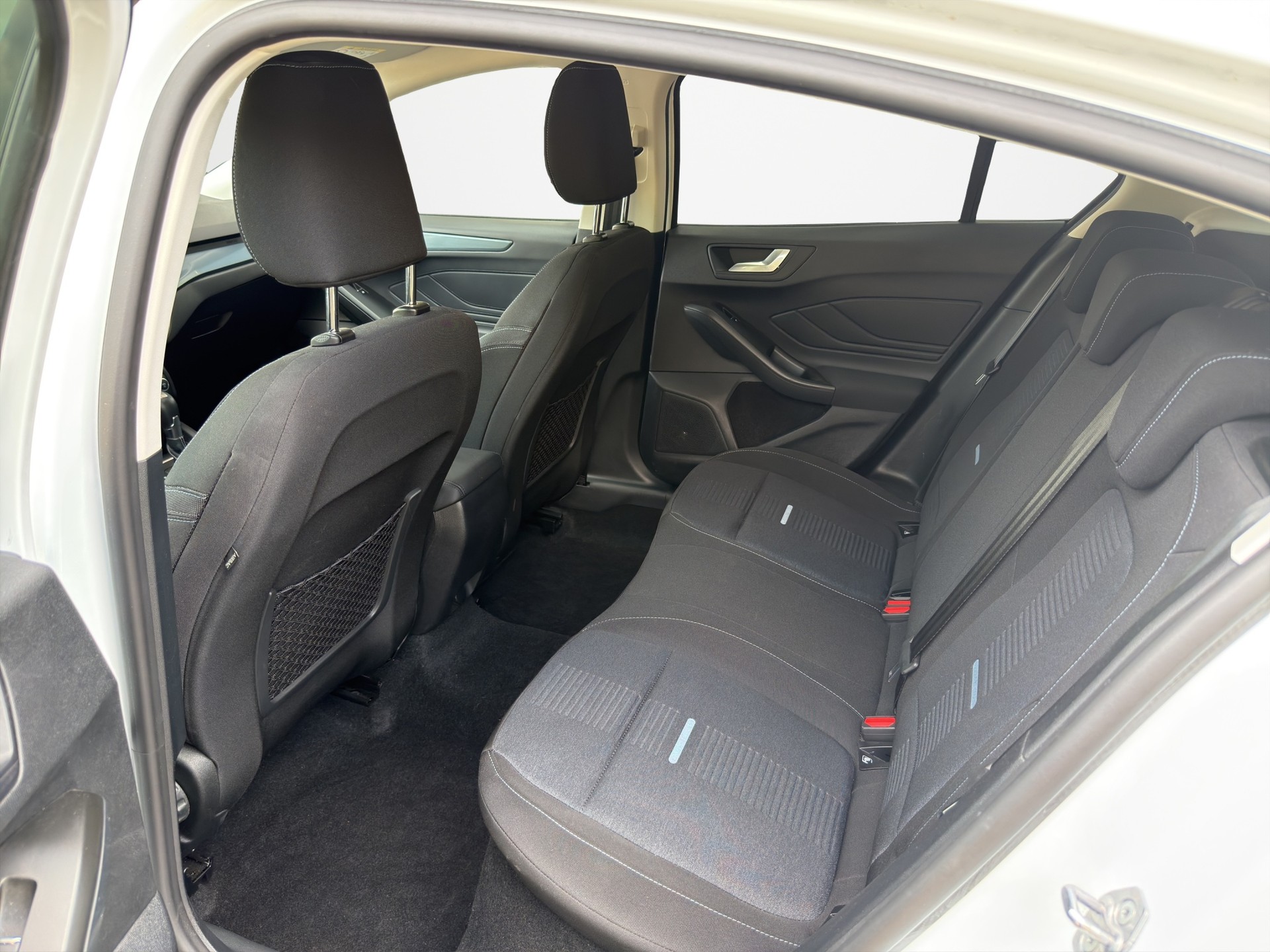 FORD Focus 1.0 MHEV Active Automatic-image-9