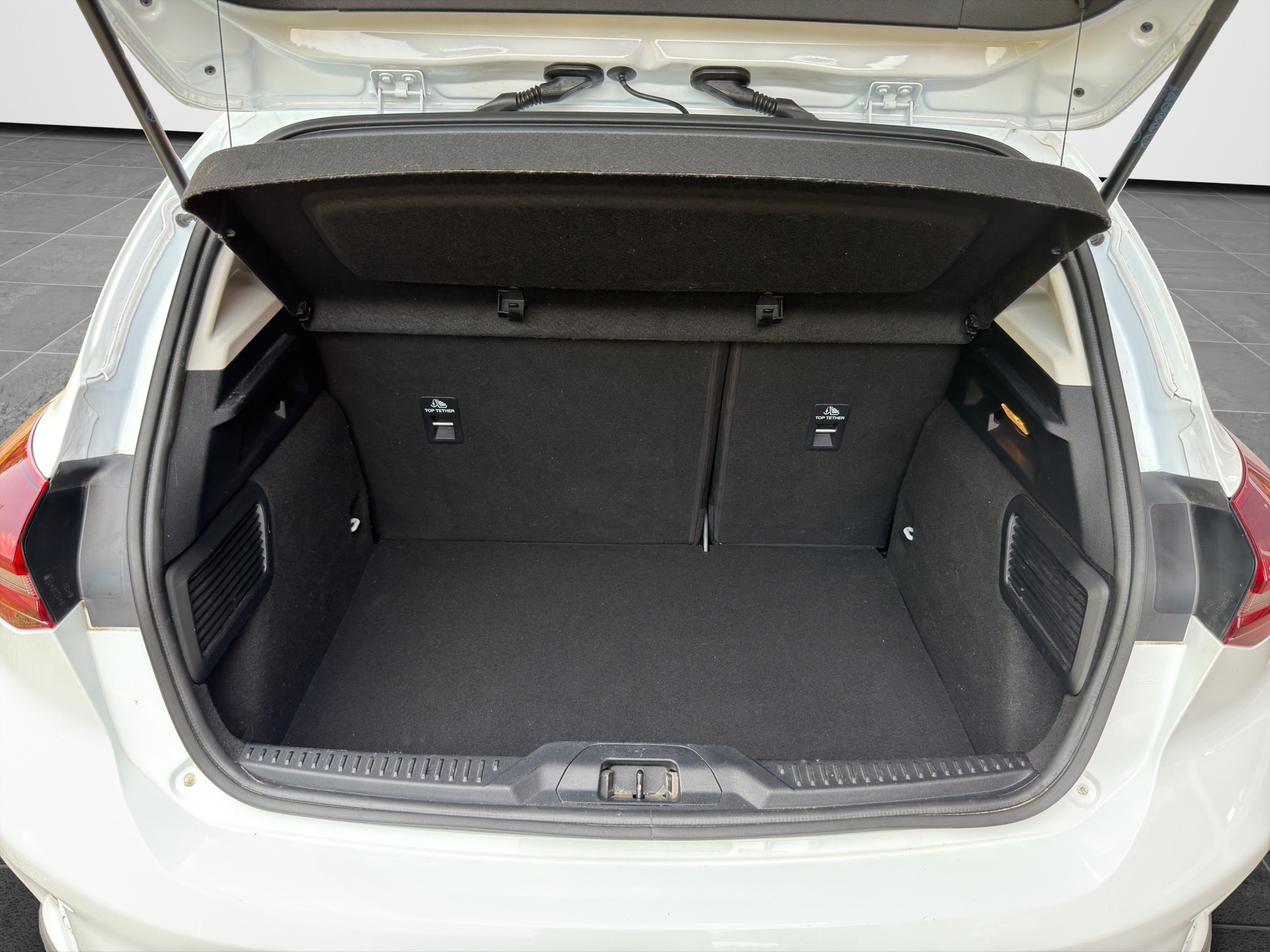FORD Focus 1.0 MHEV Active Automatic-image-12