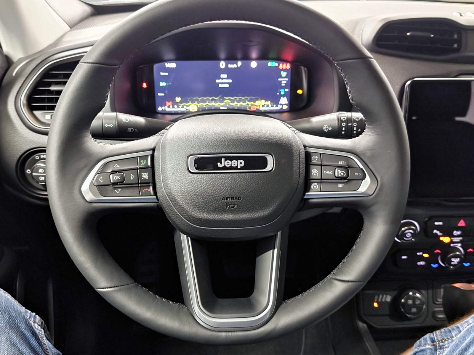 JEEP Renegade 1.3 T PHEV Summit AWD-image-8