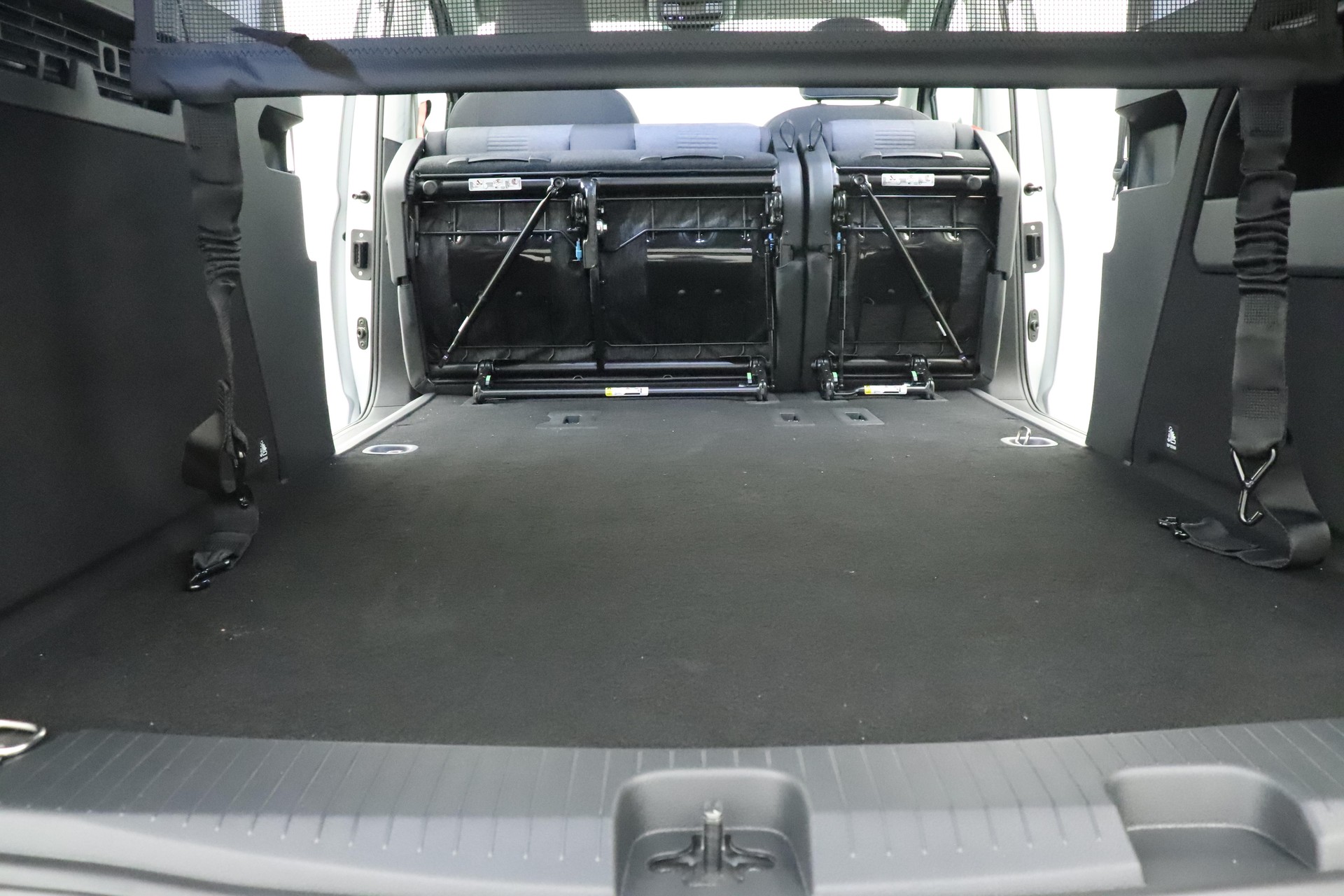FORD Tourneo Grand Connect 2.0 EcoBlue 122 Active 4X4-image-14
