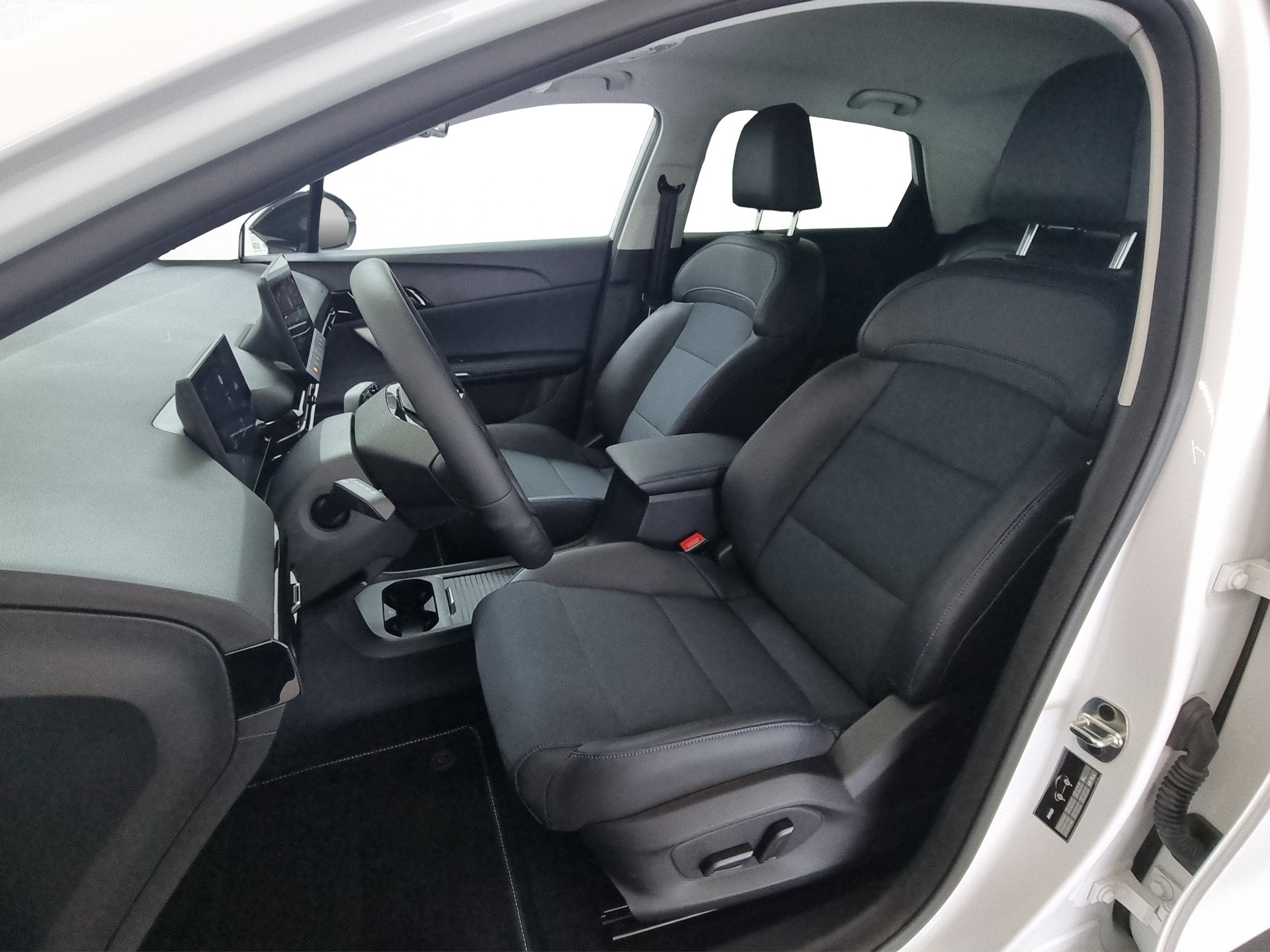 MG MG4 Luxury 64kWh-image-5