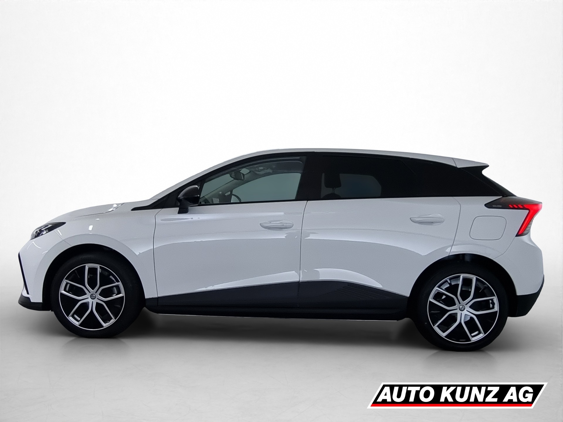 MG MG4 Luxury 64kWh-image-2