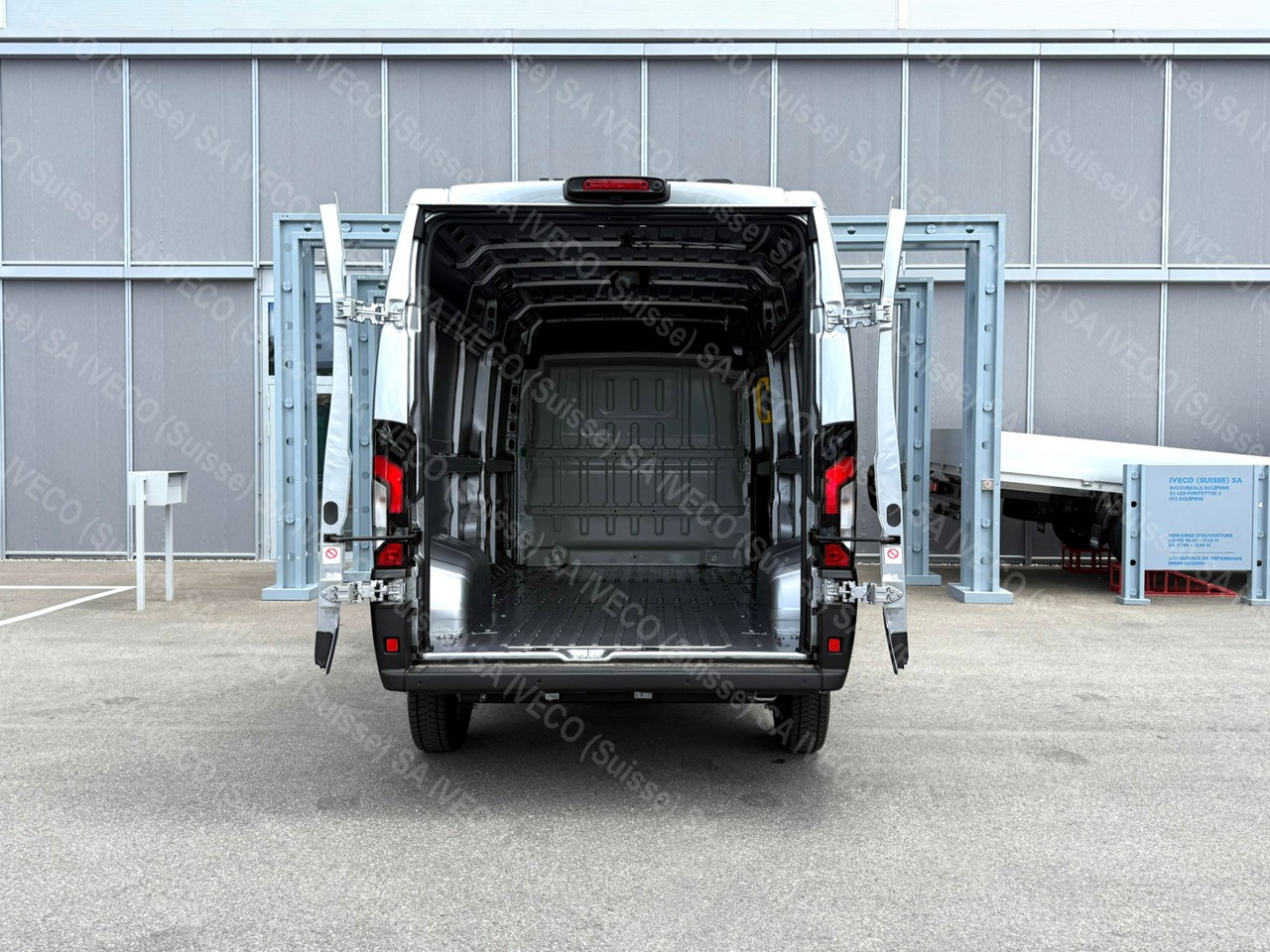 IVECO eSuperJolly J42F20E V-image-7