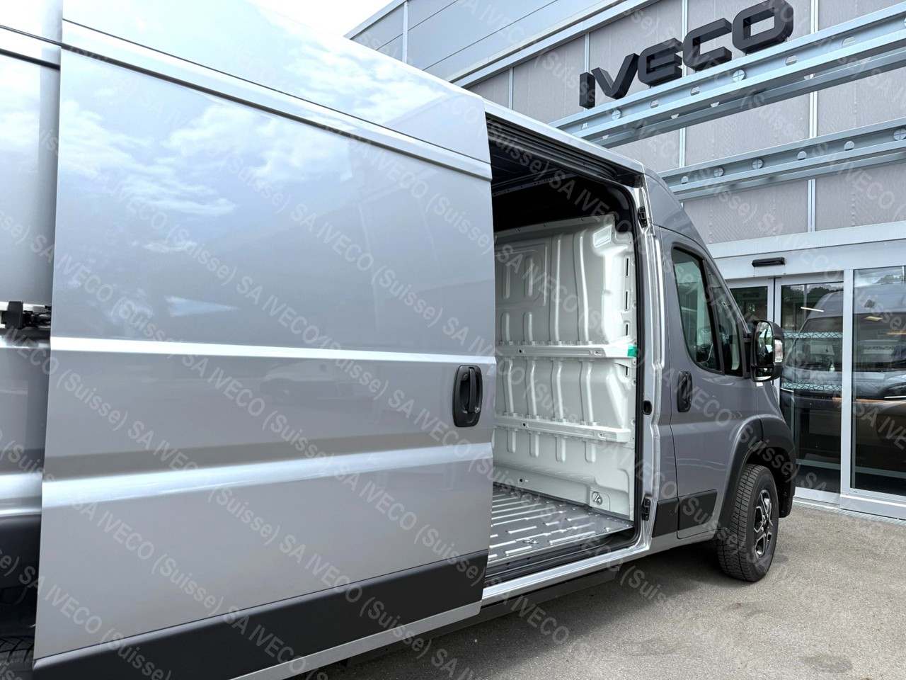 IVECO eSuperJolly J42F20E V-image-5