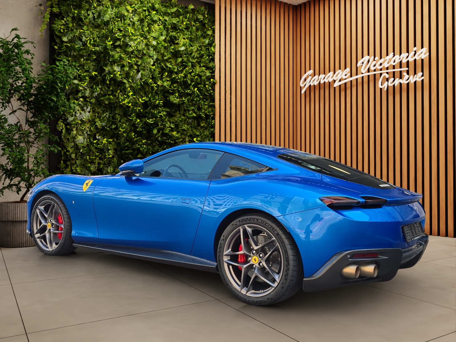 FERRARI Roma 3.9 V8 T-showroom-element-3