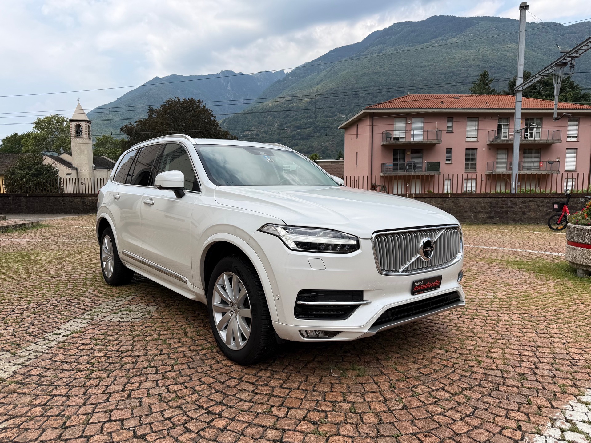 VOLVO XC90 D5 AWD Inscription Geartronic-image-0