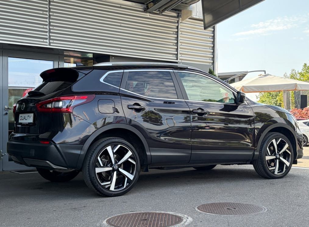 NISSAN Qashqai 1.6 dCi tekna ALL-MODE 4x4-showroom-element-2