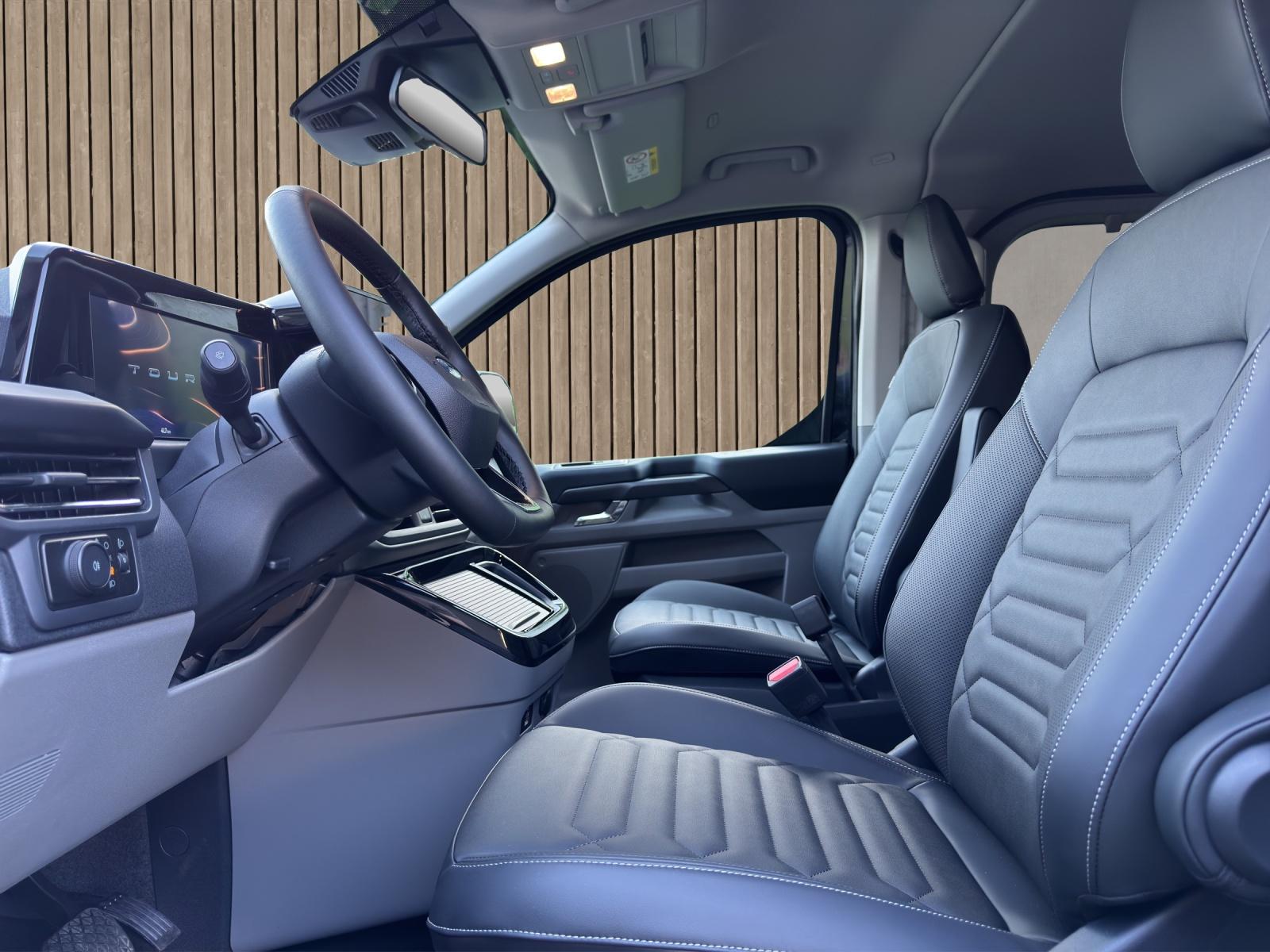 FORD Tourneo Custom Titanium X 320 L1 2.0 4x4-image-9