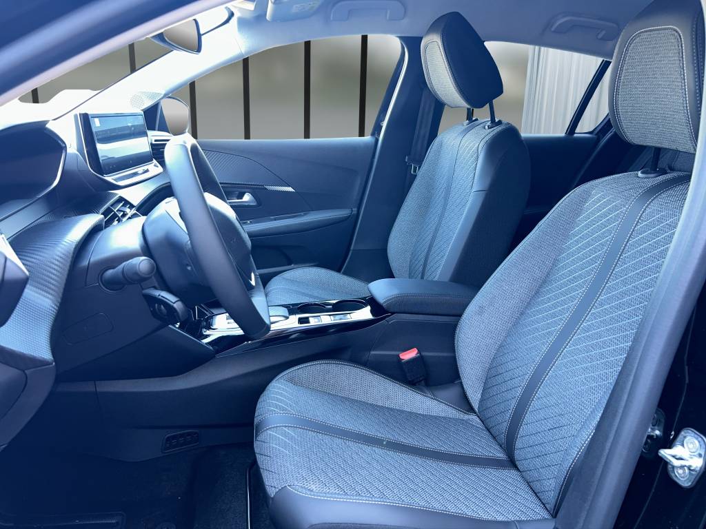PEUGEOT 208 Elektrik 100 kW Allure-image-7