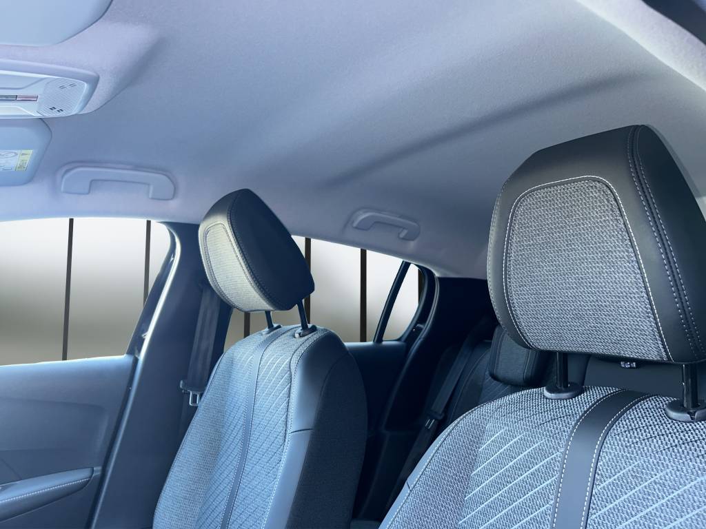PEUGEOT 208 Elektrik 100 kW Allure-image-9