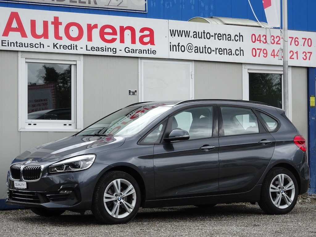 BMW 218d xDrive Active Tourer Steptronic Sport Line-image-2