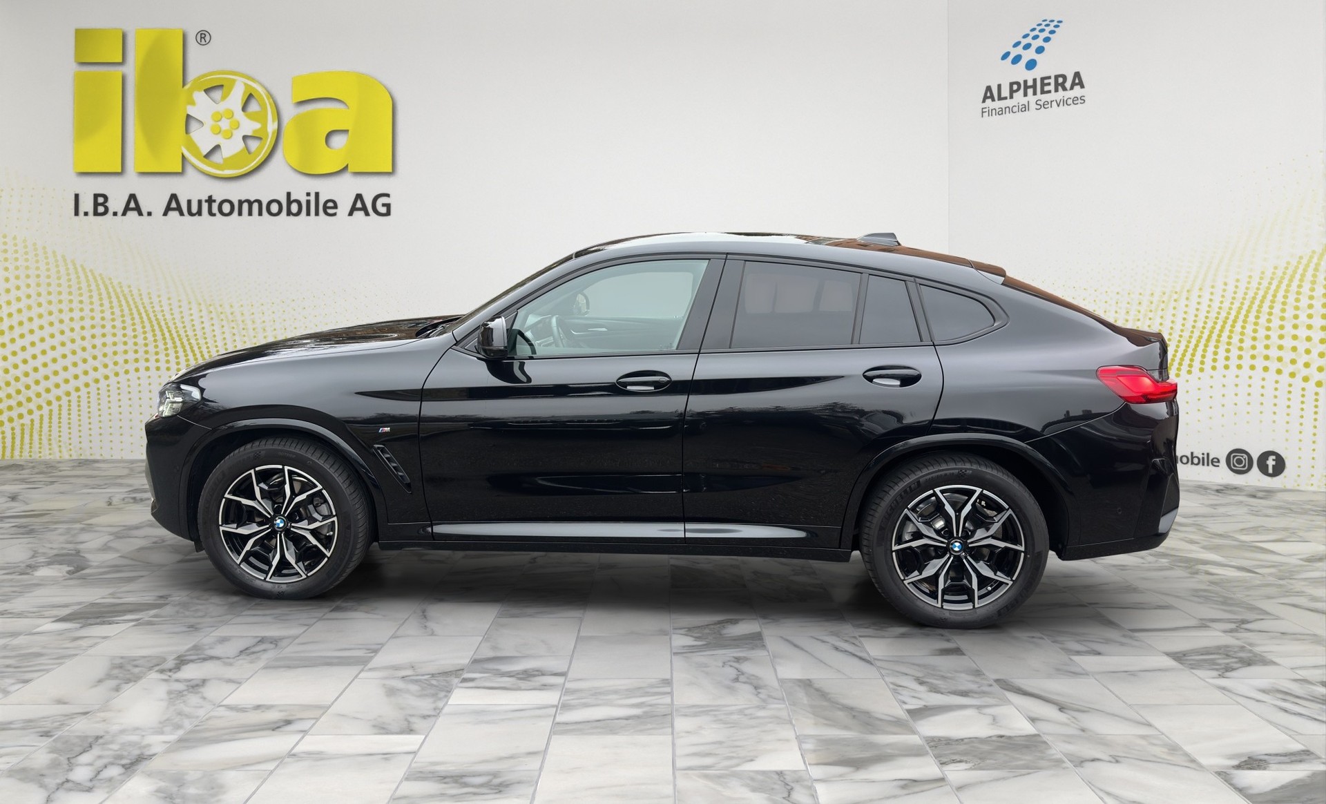 BMW X4 xDrive 48V 20d M Sport 4x4-showroom-element-1