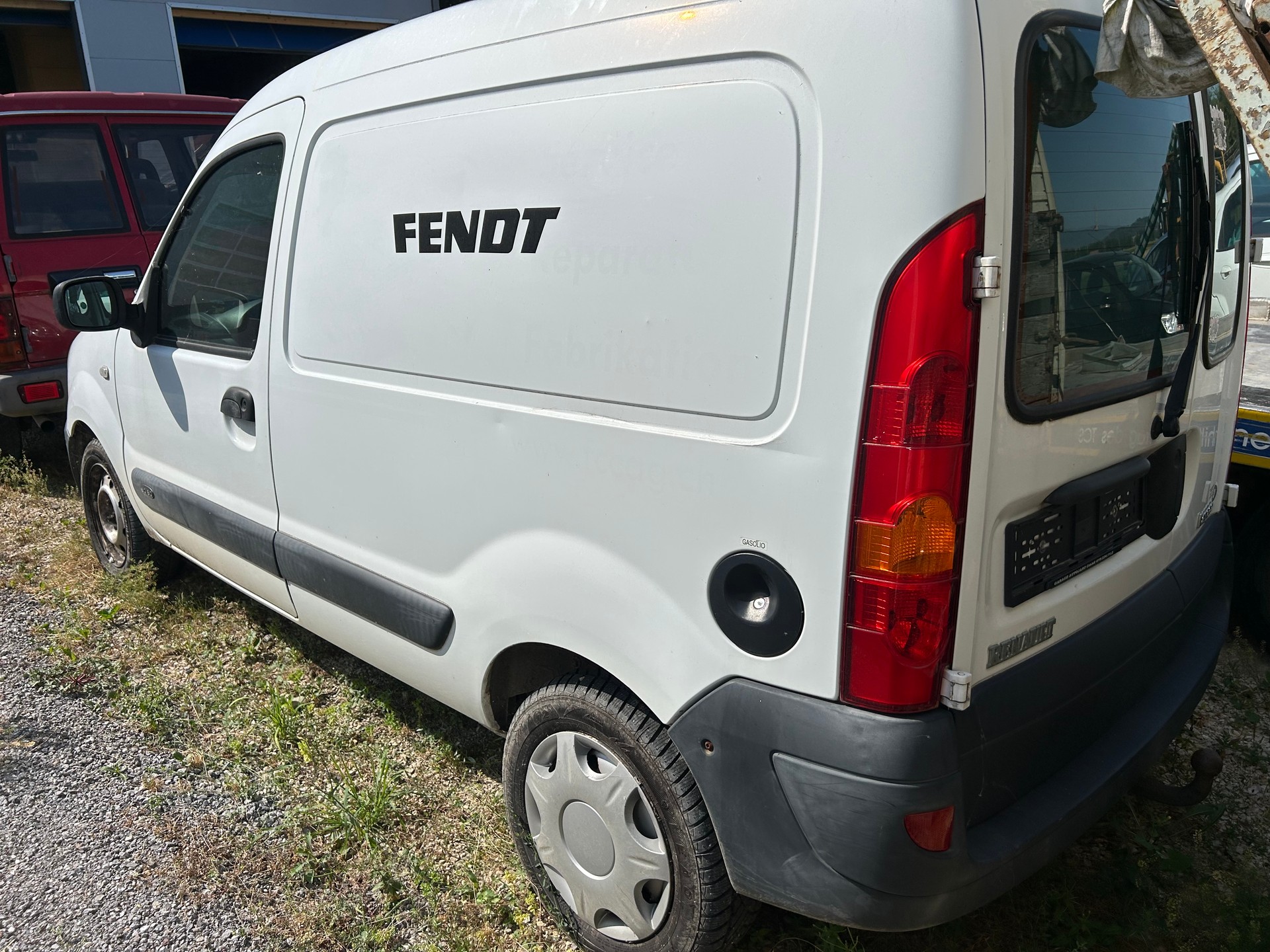 RENAULT Kangoo 1.5 dCi Grand Volume-image-4