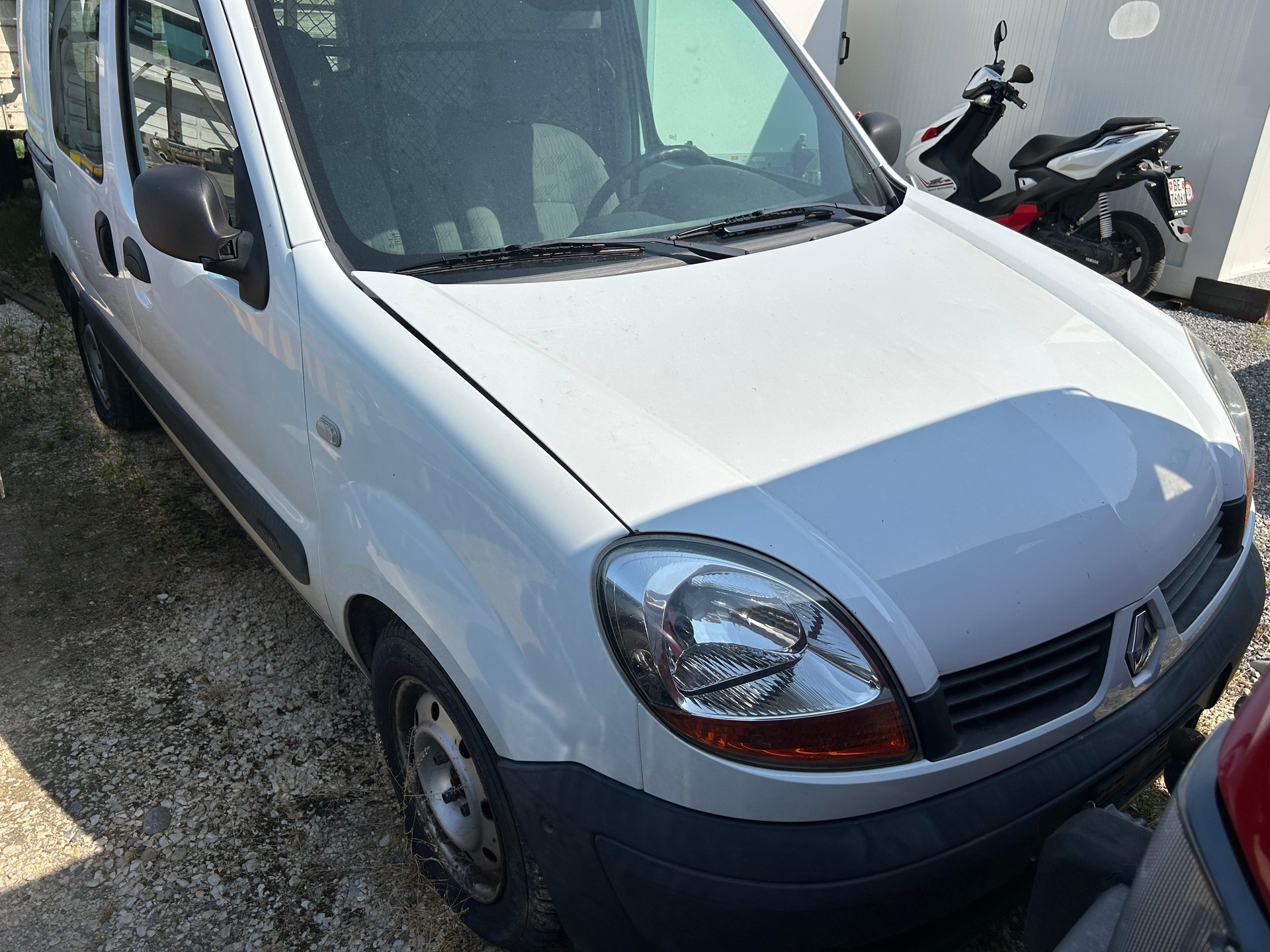 RENAULT Kangoo 1.5 dCi Grand Volume-image-1
